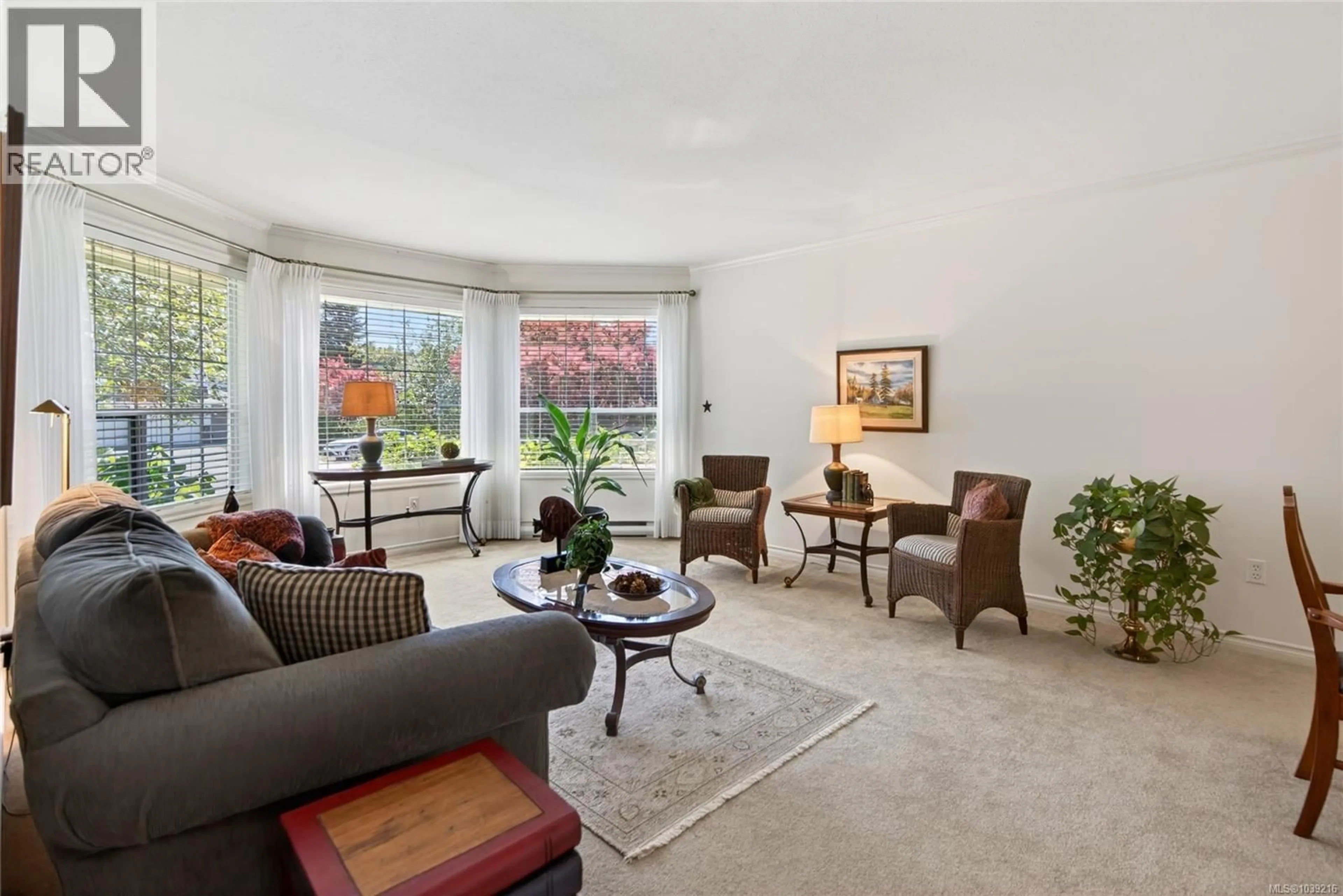 Living room with furniture, unknown for 2022 VALLEY VIEW DRIVE, Courtenay British Columbia V9N8M4