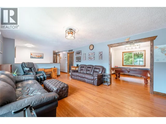 162 PEARKES DRIVE, Revelstoke 5