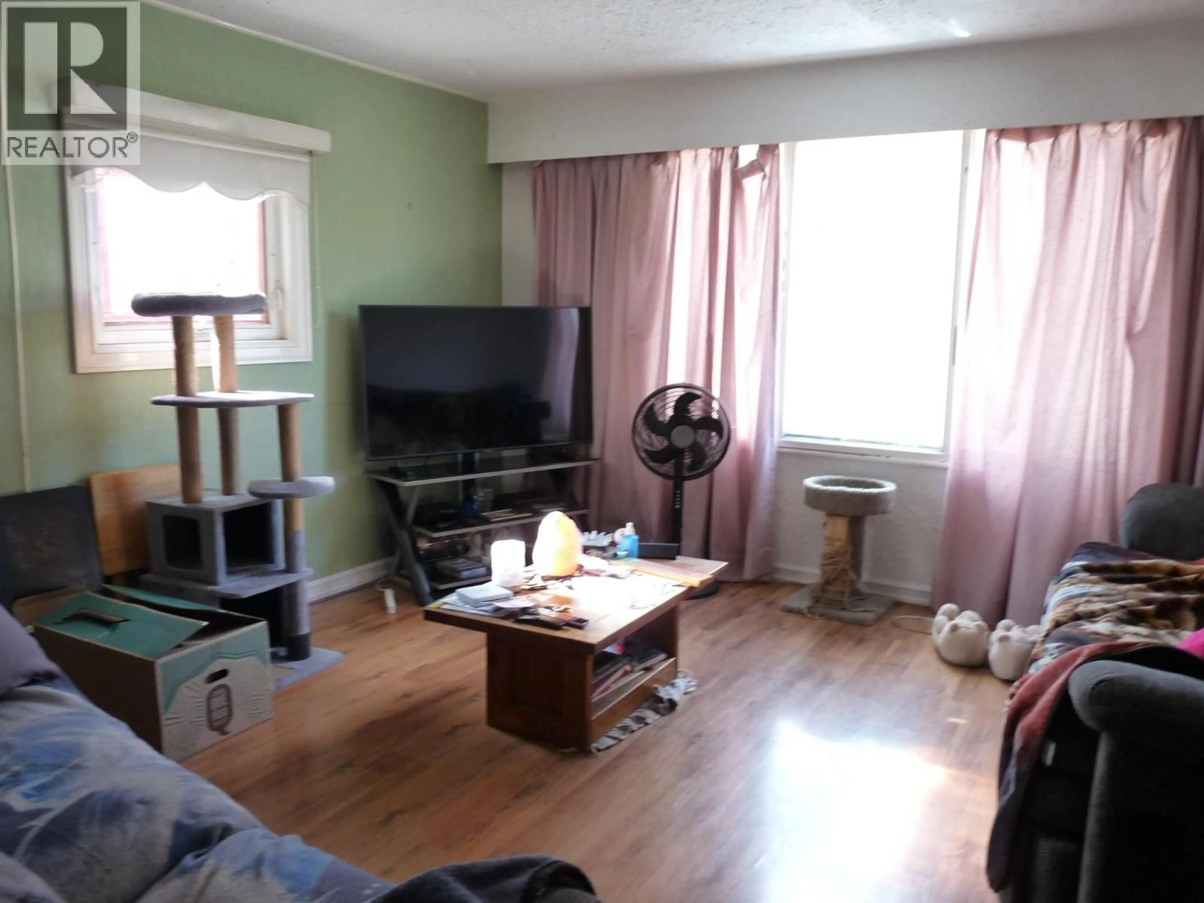 A pic of a room for 1160 MEADOW LANE, Kamloops British Columbia V2B5N5
