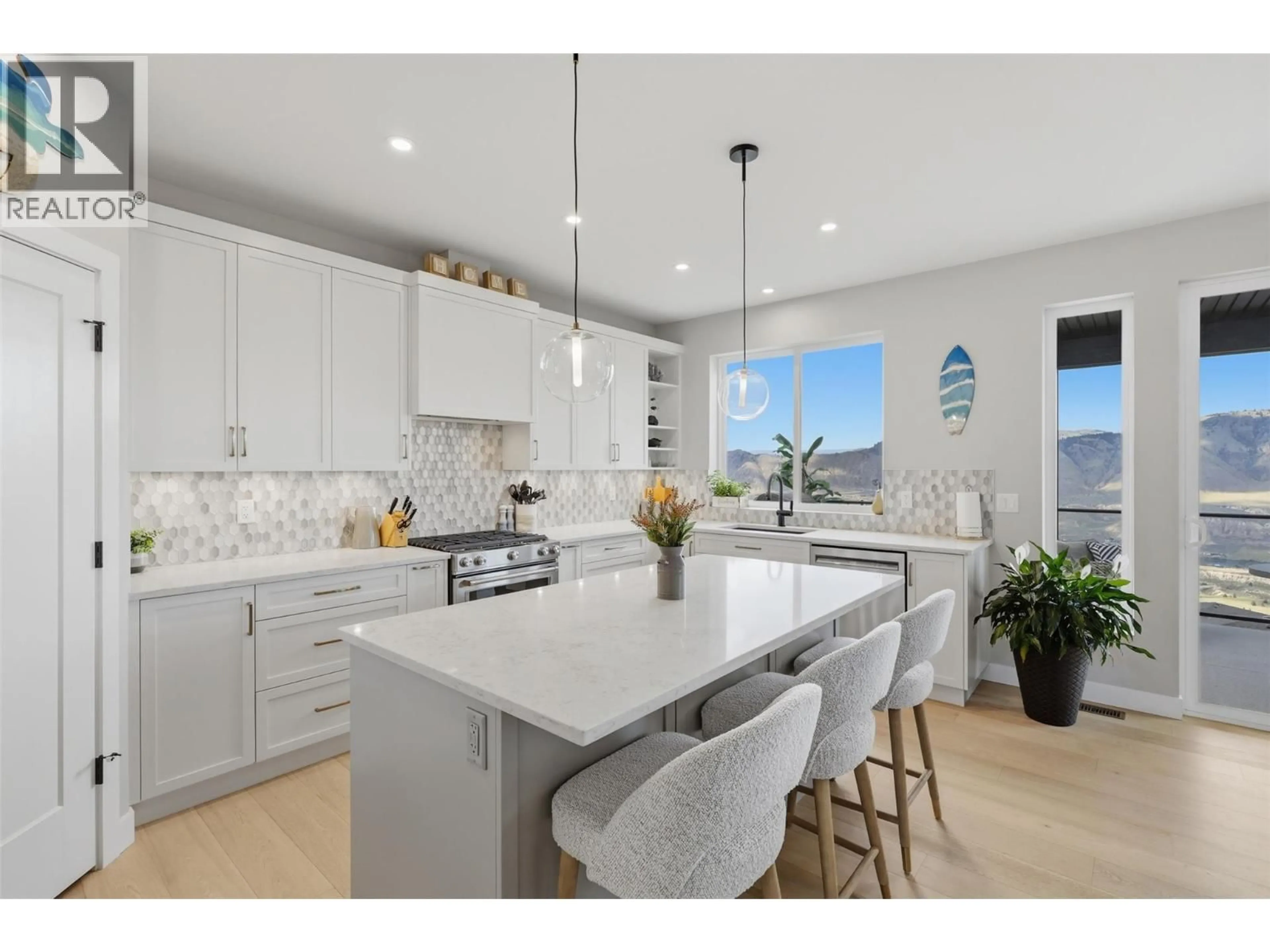 Open concept kitchen, ceramic/tile floor for 2137 LUPIN COURT, Kamloops British Columbia V2E0E2