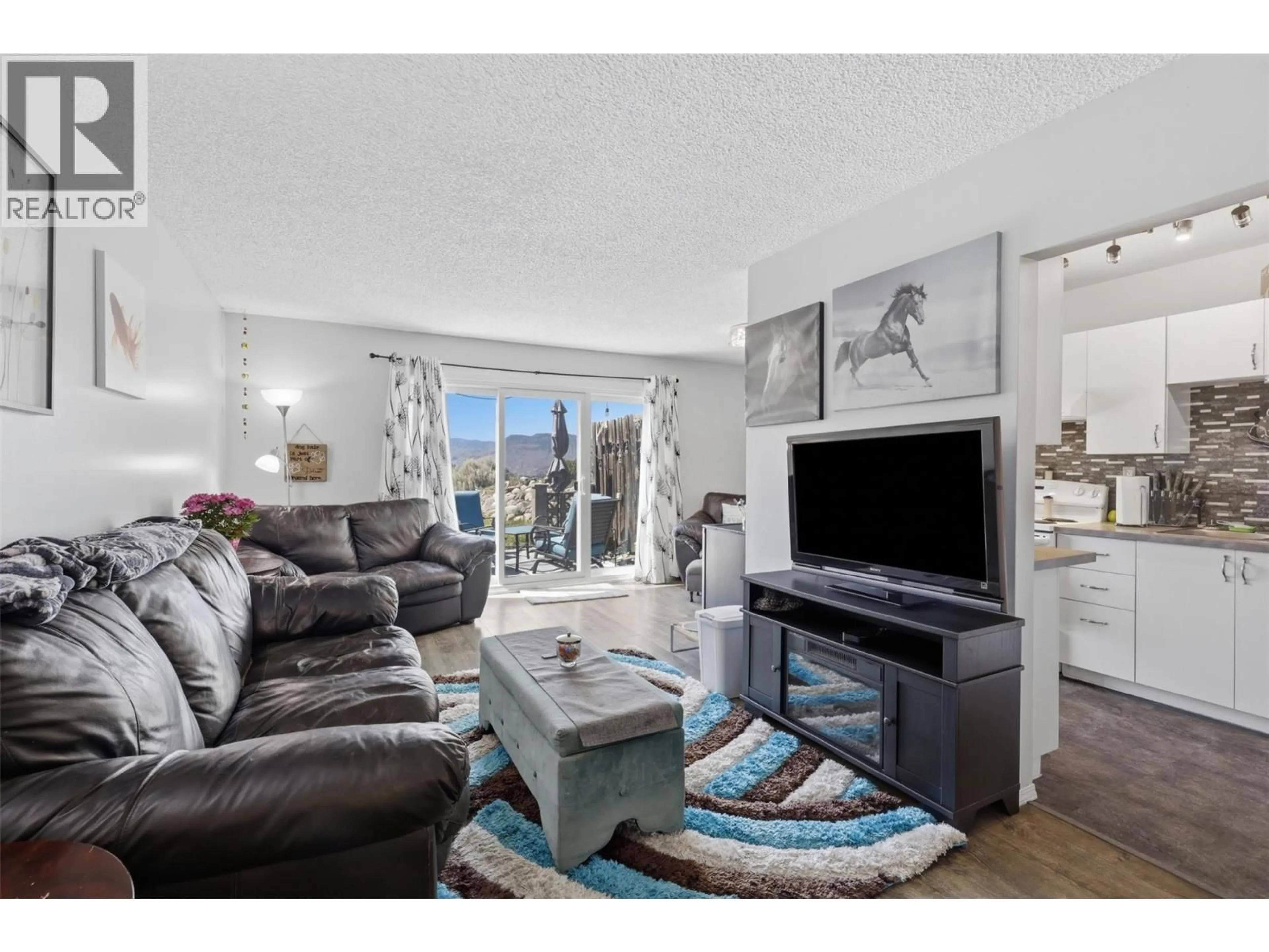 Living room with furniture, unknown for 71 - 580 DALGLEISH DRIVE, Kamloops British Columbia V2C5W7
