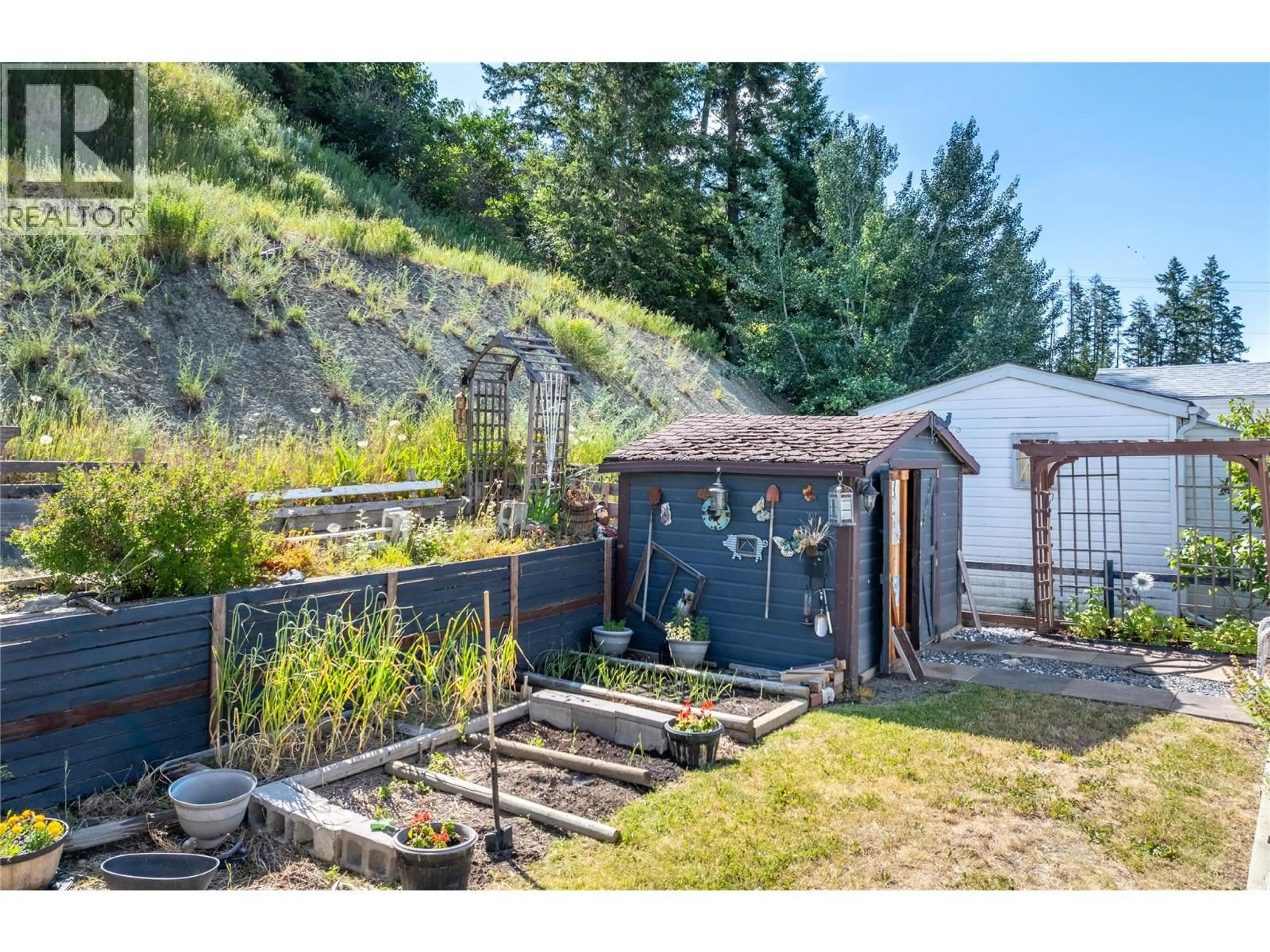 Shed for 47 - 445 6TH AVENUE NORTH, Creston British Columbia V0B1G3