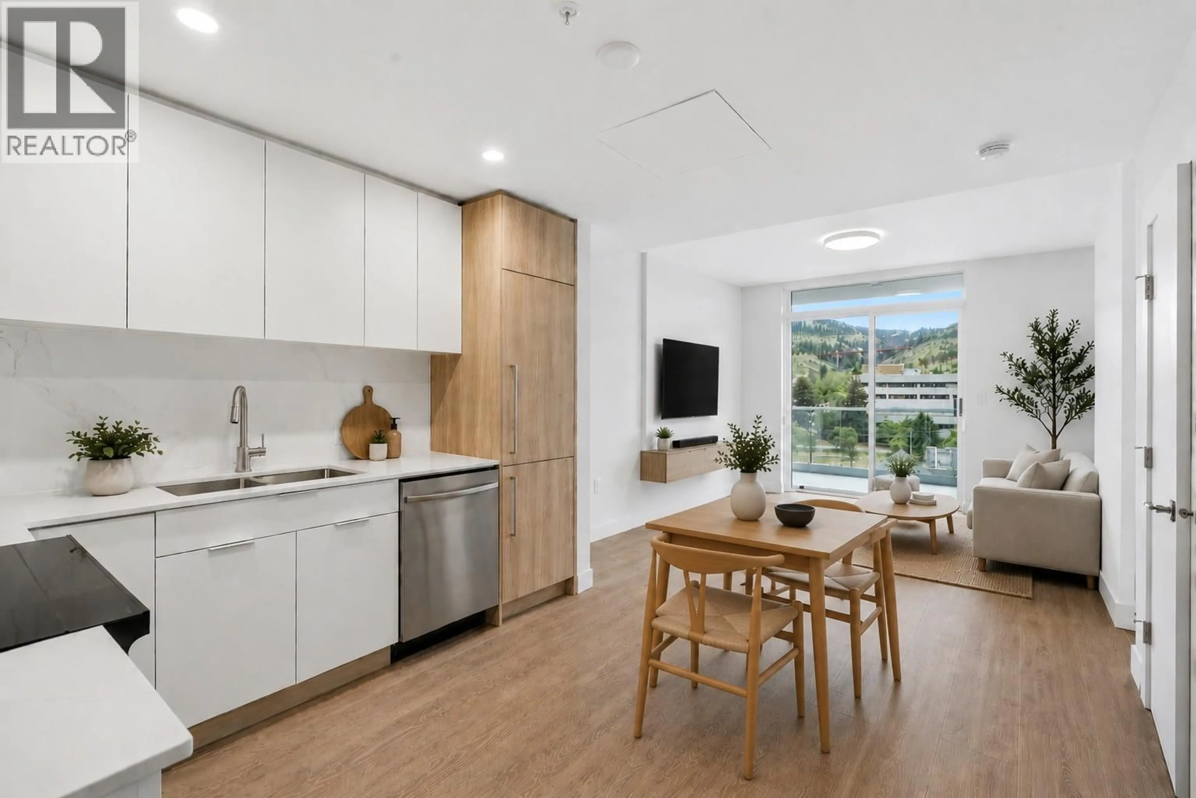 Open concept kitchen, unknown for 805 - 460 NICOLA STREET, Kamloops British Columbia V2C0N2