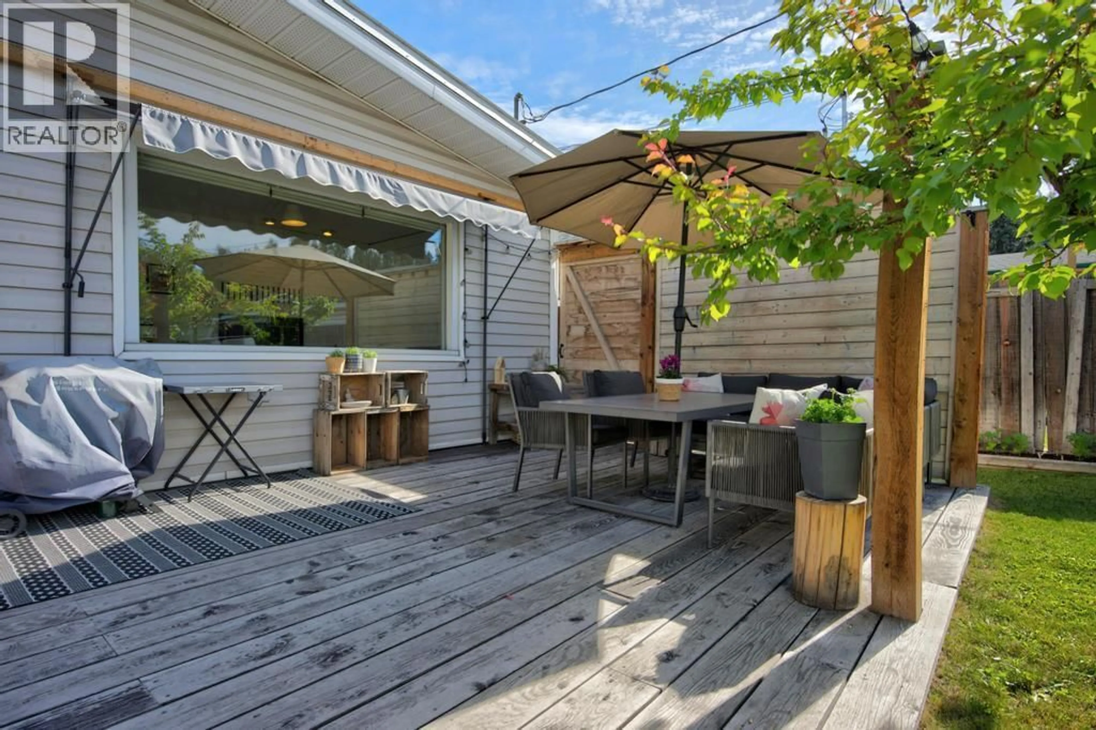 Patio, street for 1206 12TH  S STREET, Golden British Columbia V0A1H0