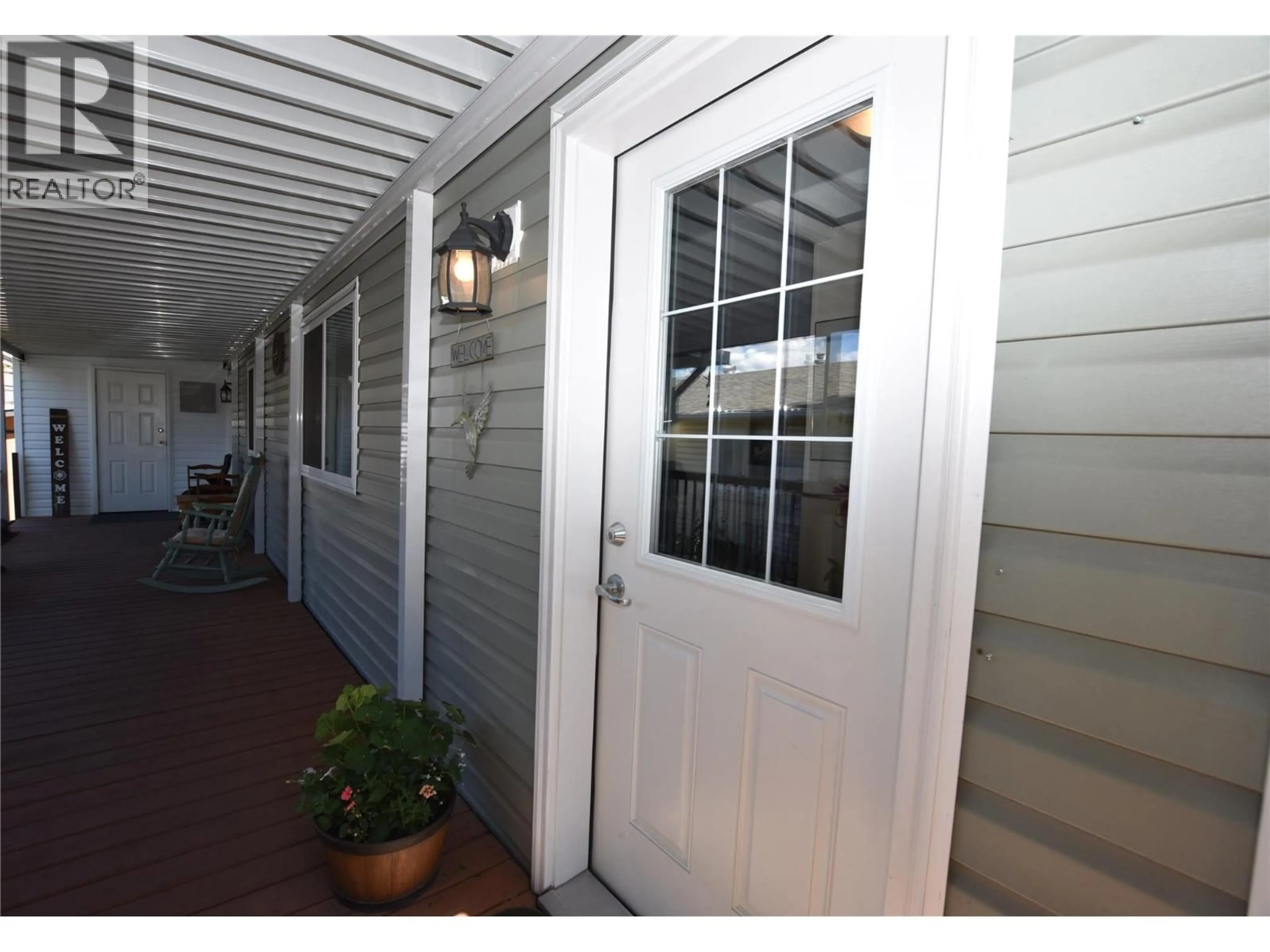 Indoor entryway for 65 - 5484 25 AVENUE, Vernon British Columbia V1T7A8