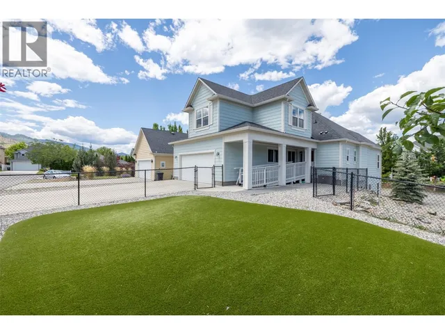 363 PROVIDENCE AVENUE, Kelowna 2