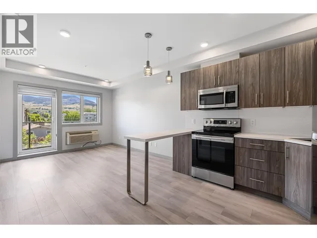 325 - 345 DOUGALL ROAD, Kelowna 3