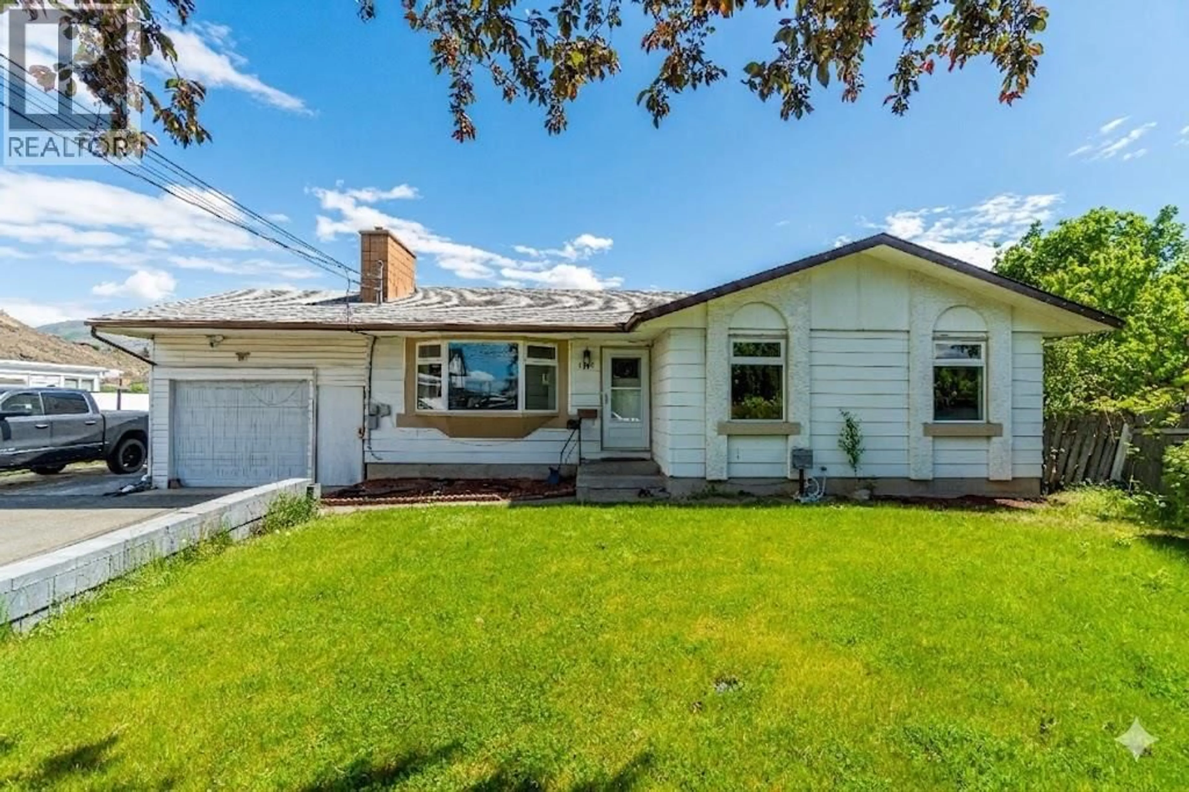 Home with vinyl exterior material, street for 1007 NICOLANI DRIVE, Kamloops British Columbia V2B5B4