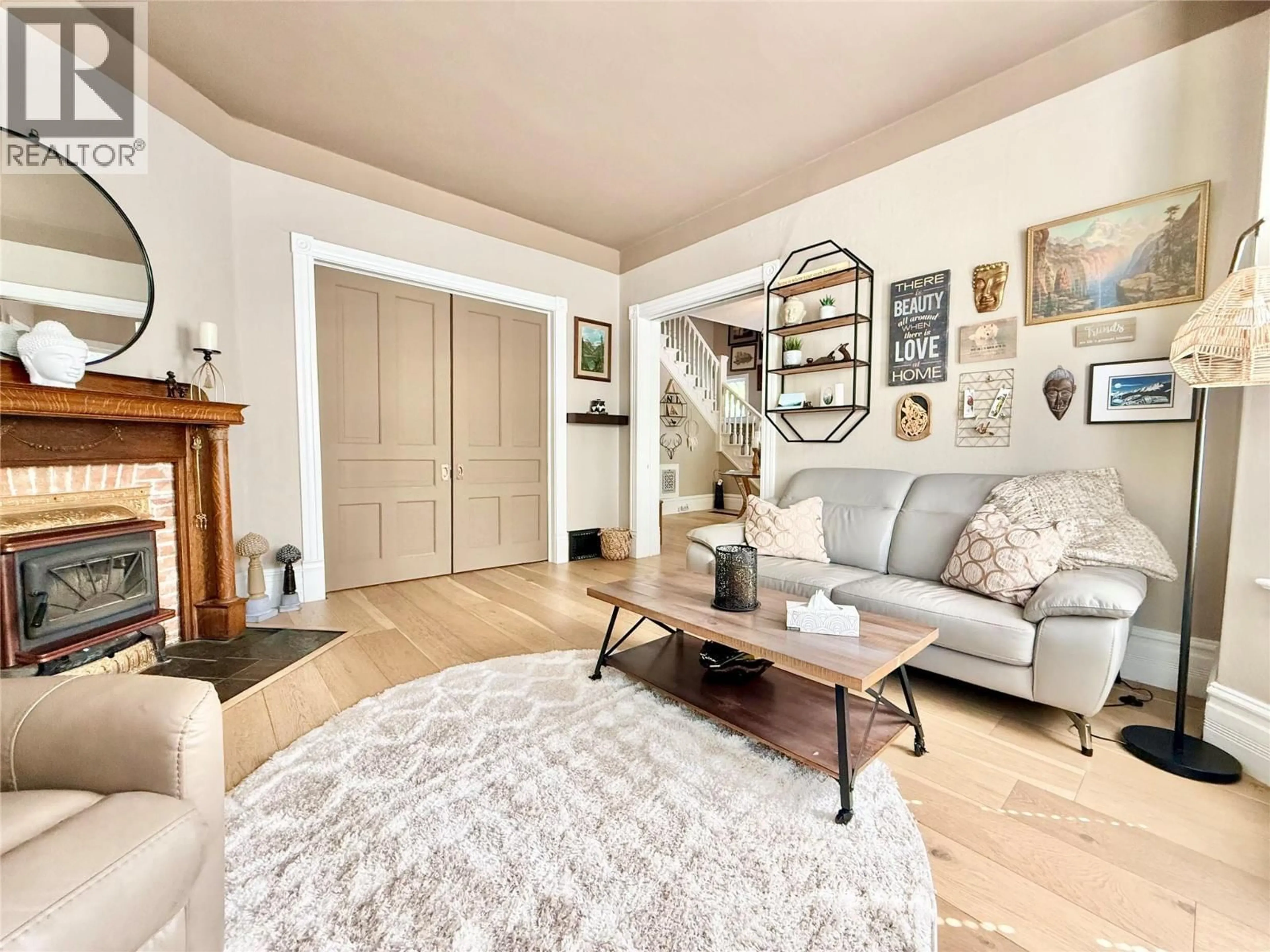 Living room with furniture, unknown for 825 CENTRAL AVENUE, Grand Forks British Columbia V0H1H0