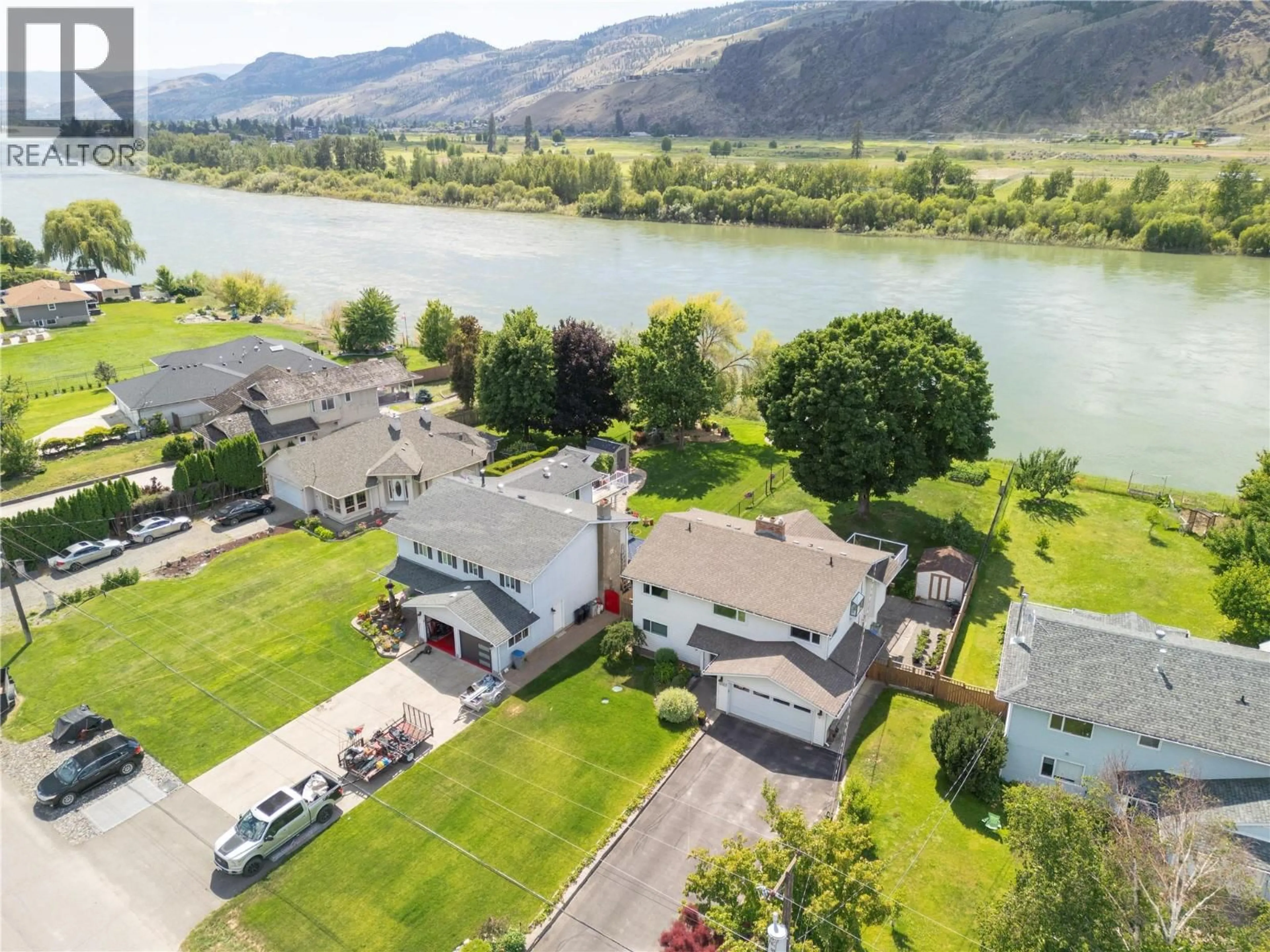 A pic from outside/outdoor area/front of a property/back of a property/a pic from drone, water/lake/river/ocean view for 4061 DAVIE ROAD, Kamloops British Columbia V2H1K8