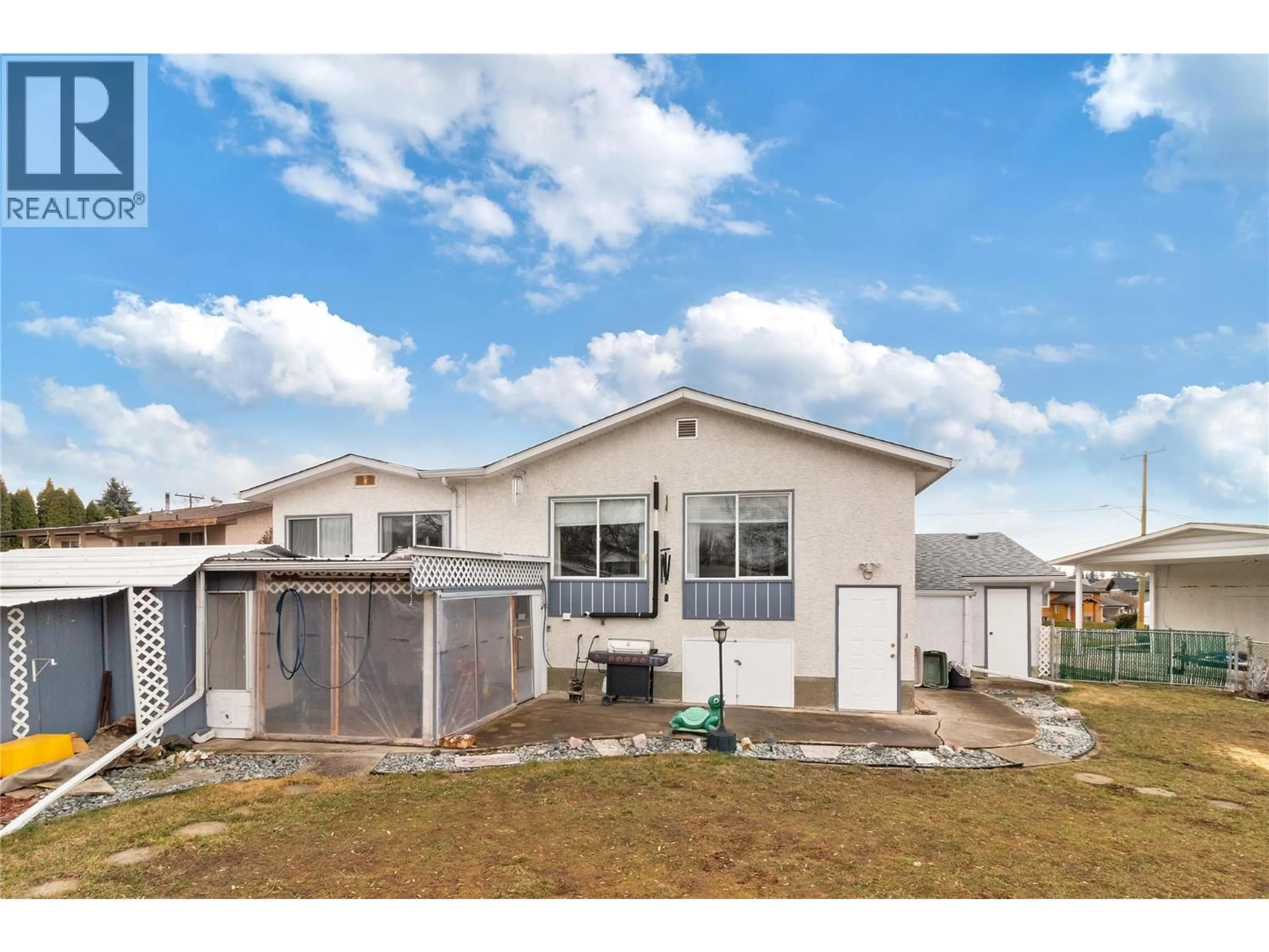 Unknown for 750 FALKIRK ROAD, Kelowna British Columbia V1X1R1