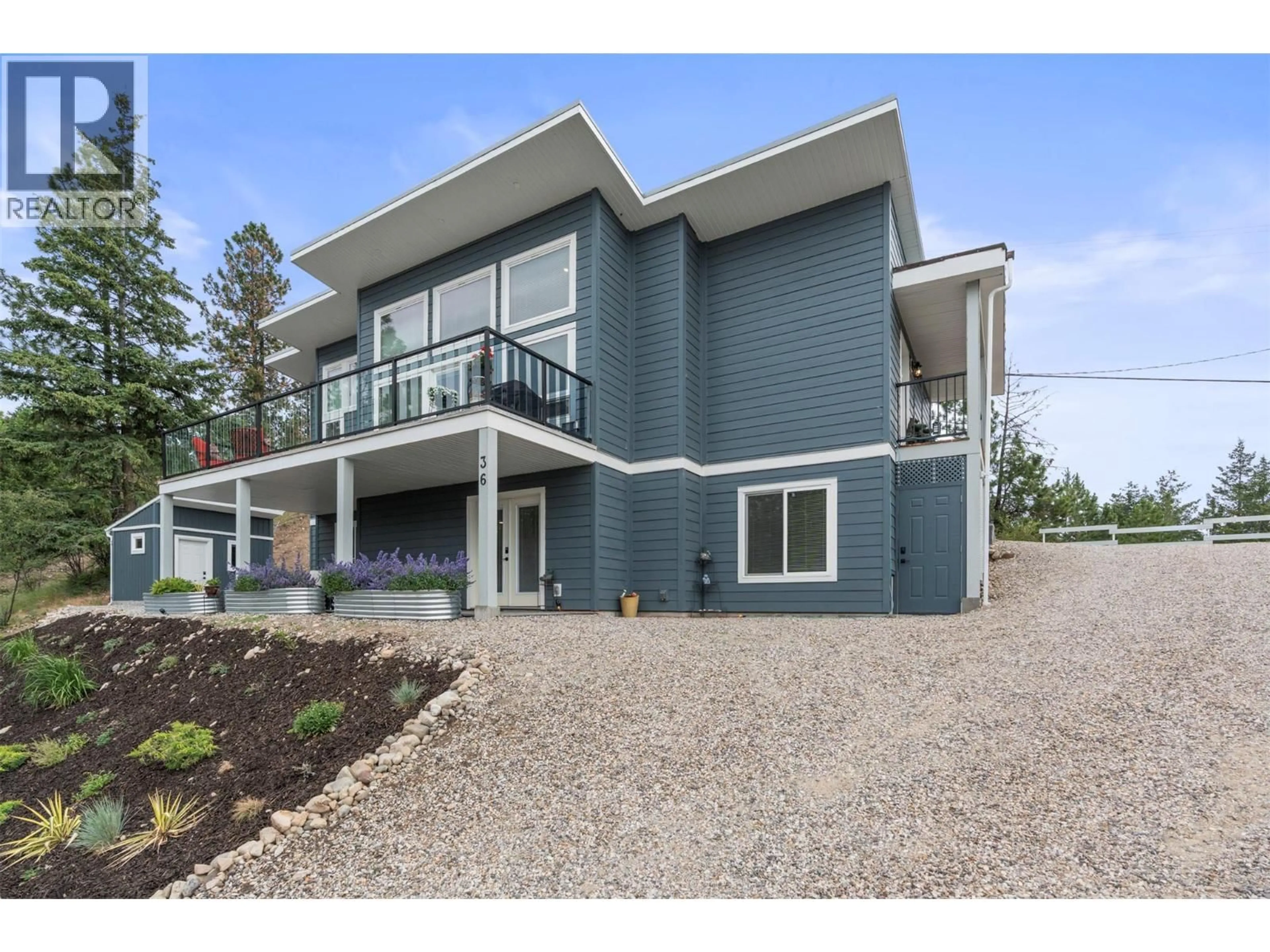 Home with vinyl exterior material, unknown for 36 SPRUCE DRIVE, Vernon British Columbia V1H2B9
