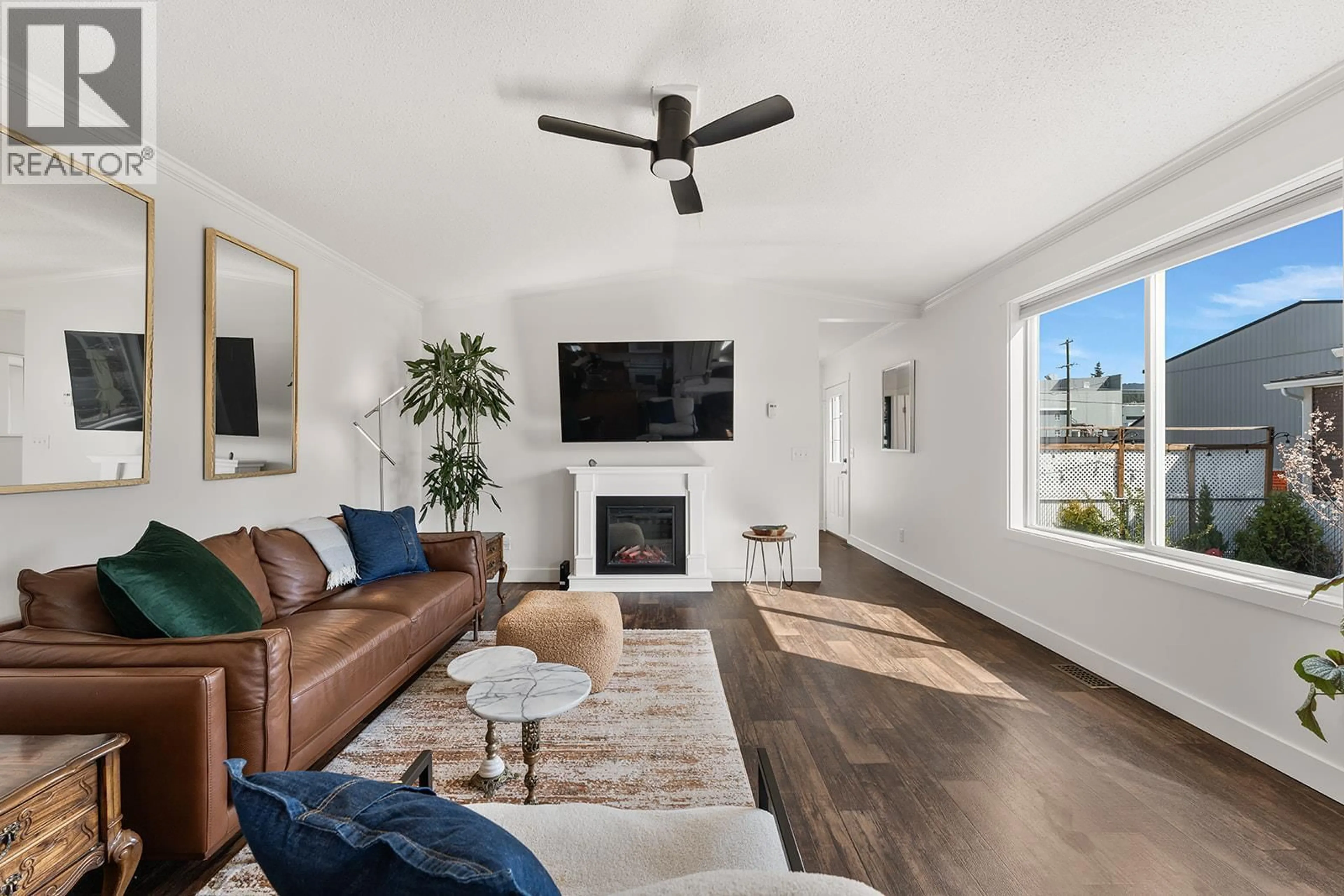 Living room with furniture, unknown for 174 - 9020 JIM BAILEY ROAD, Kelowna British Columbia V4V1E5
