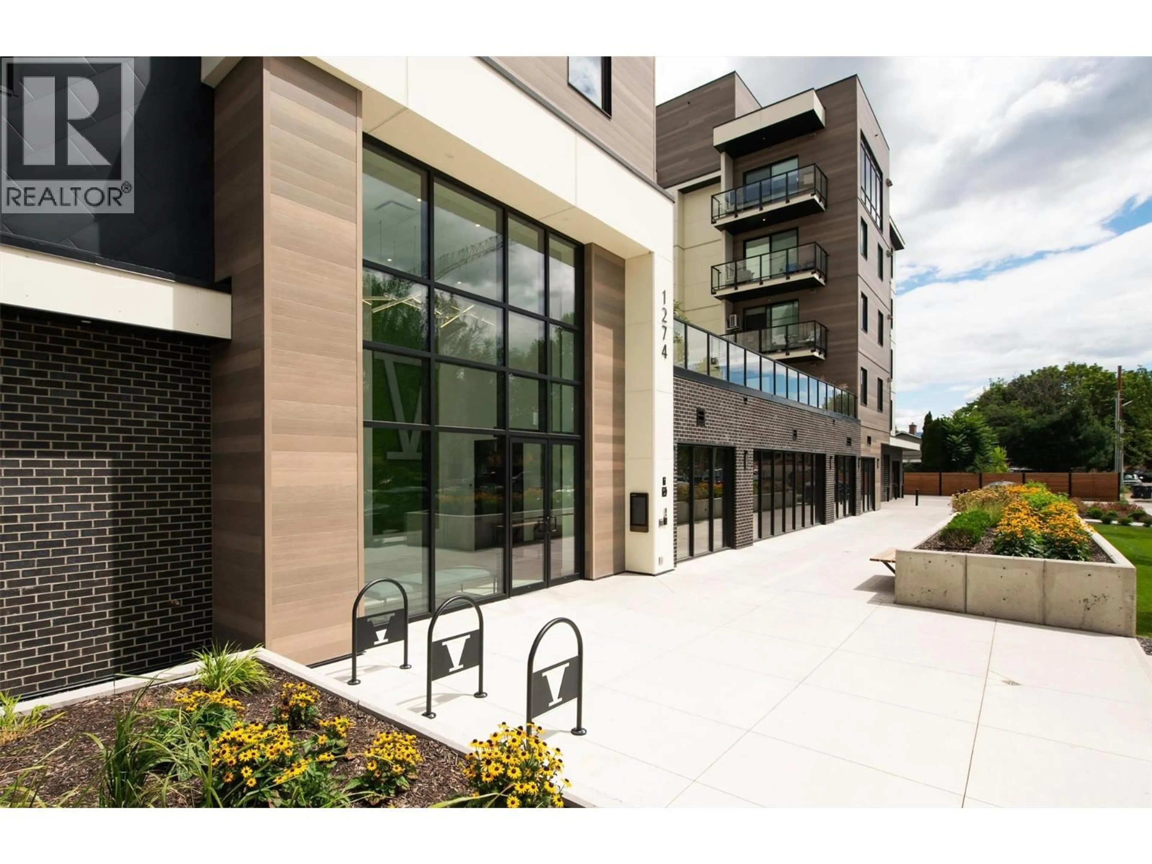 Unknown for 405 - 1274 DEVONSHIRE AVENUE, Kelowna British Columbia V1Y0M7
