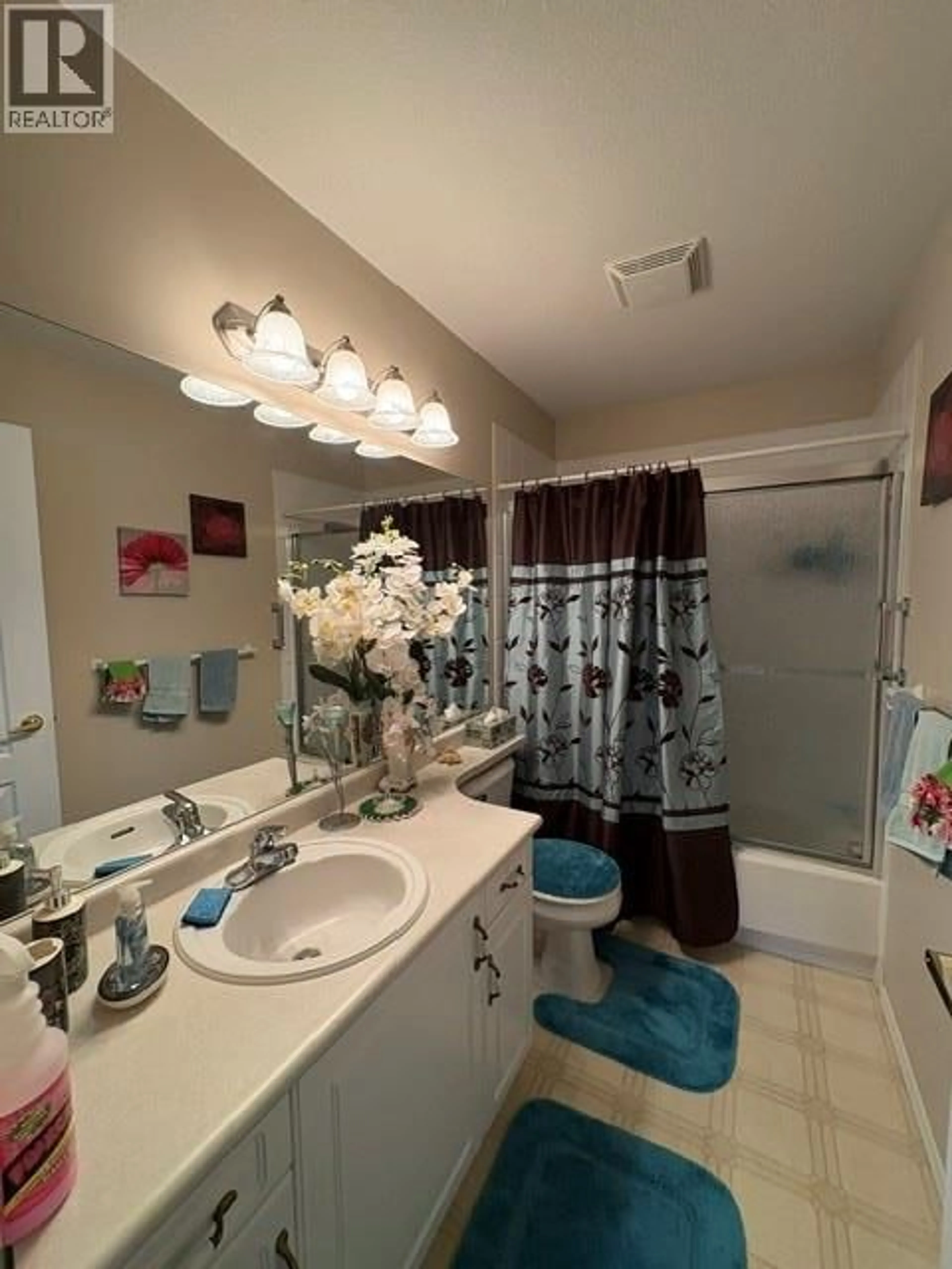 Standard bathroom, unknown for 31 - 2250 LOUIE DRIVE, West Kelowna British Columbia V4T2M6
