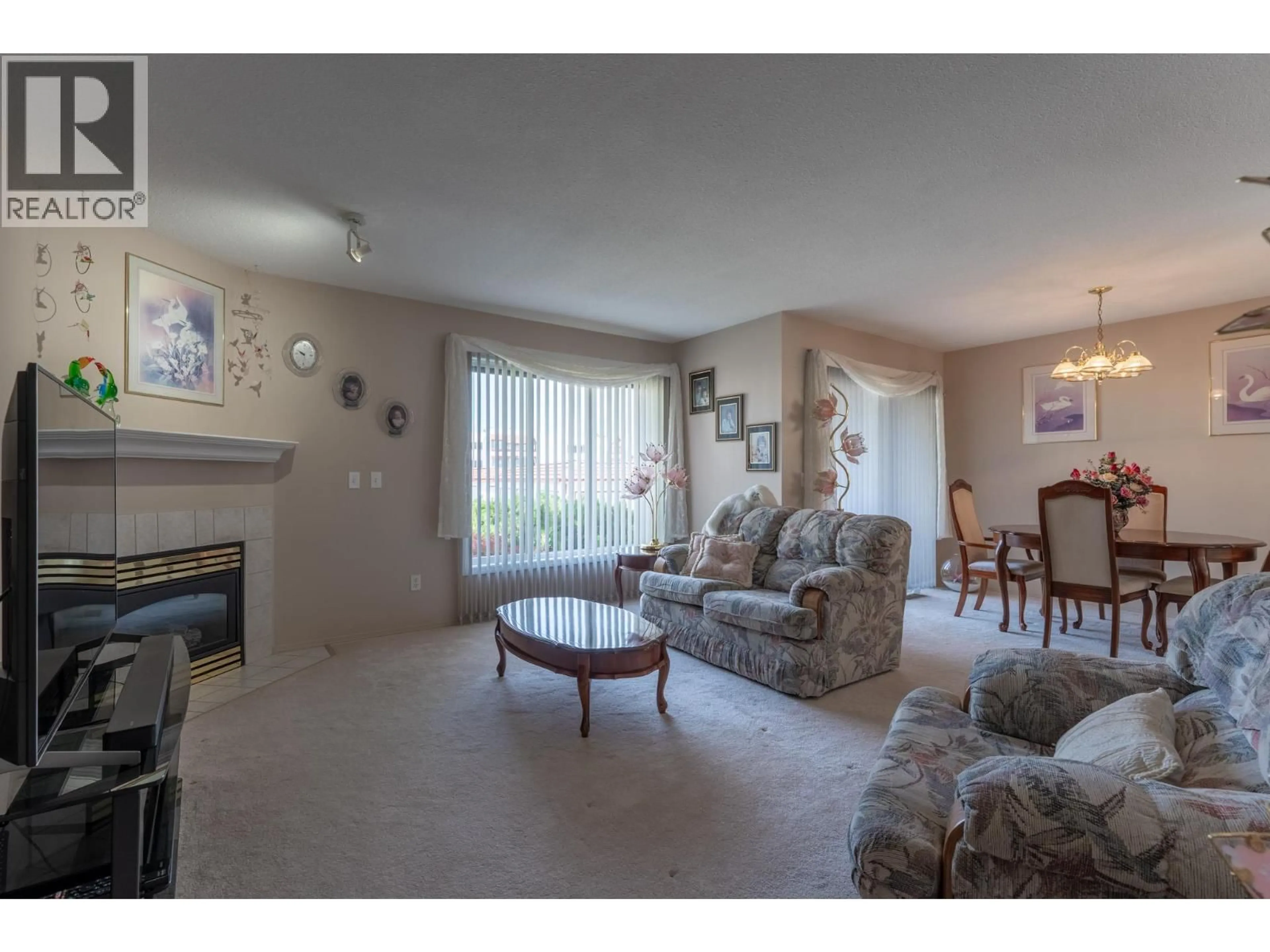Living room with furniture, unknown for 80 - 1120 GUISACHAN ROAD, Kelowna British Columbia V1Y9R5