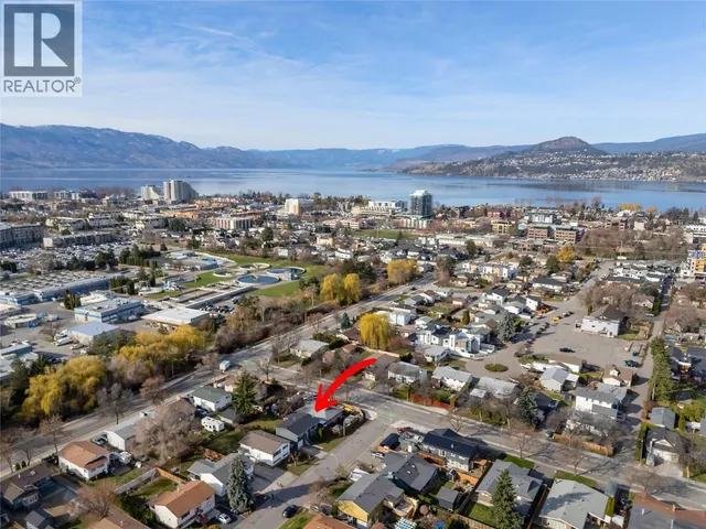 909 GRENFELL COURT, Kelowna 3