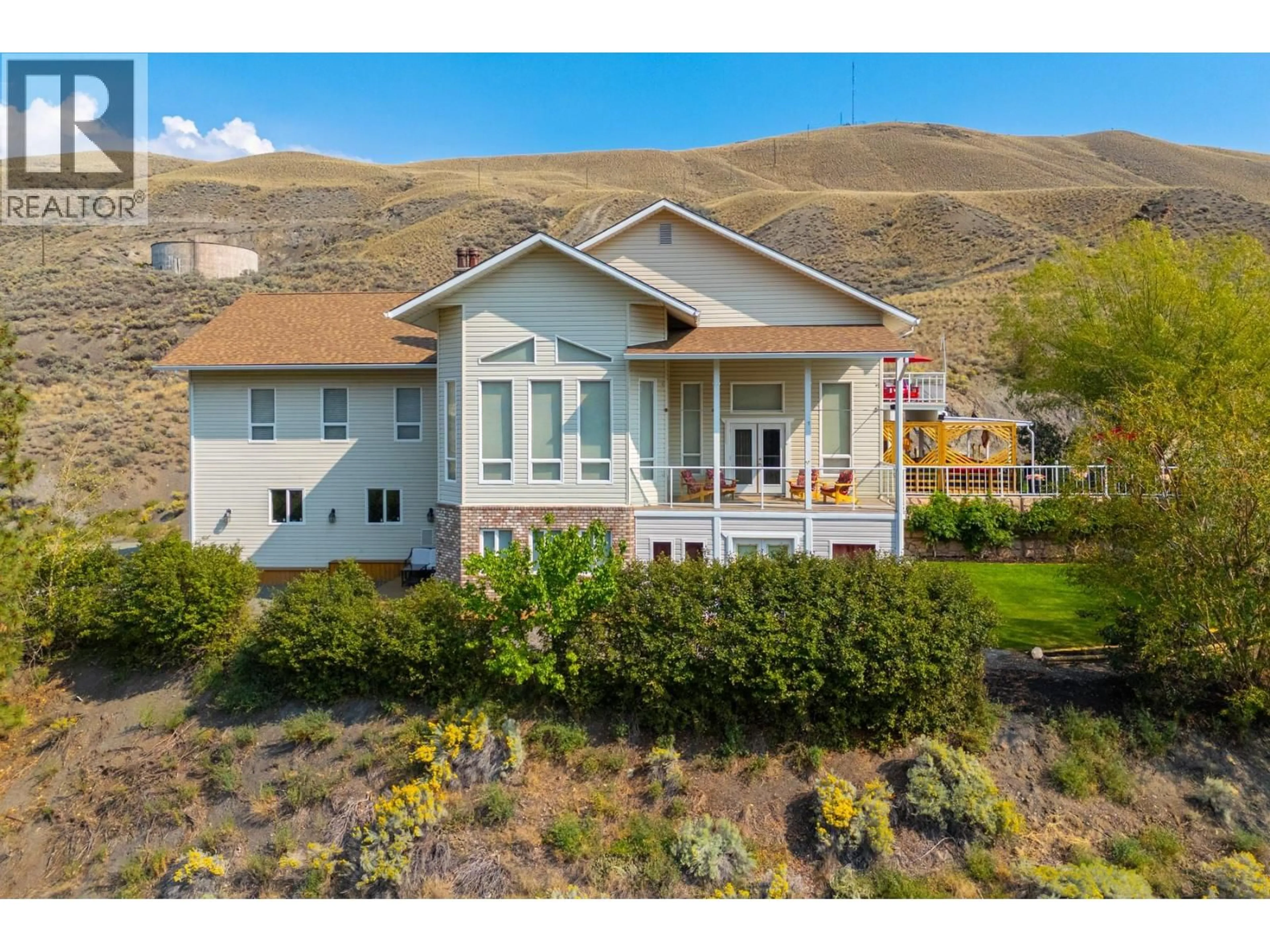 Home with vinyl exterior material, mountain view for 988 COLLINS ROAD, Cache Creek British Columbia V0K1H0