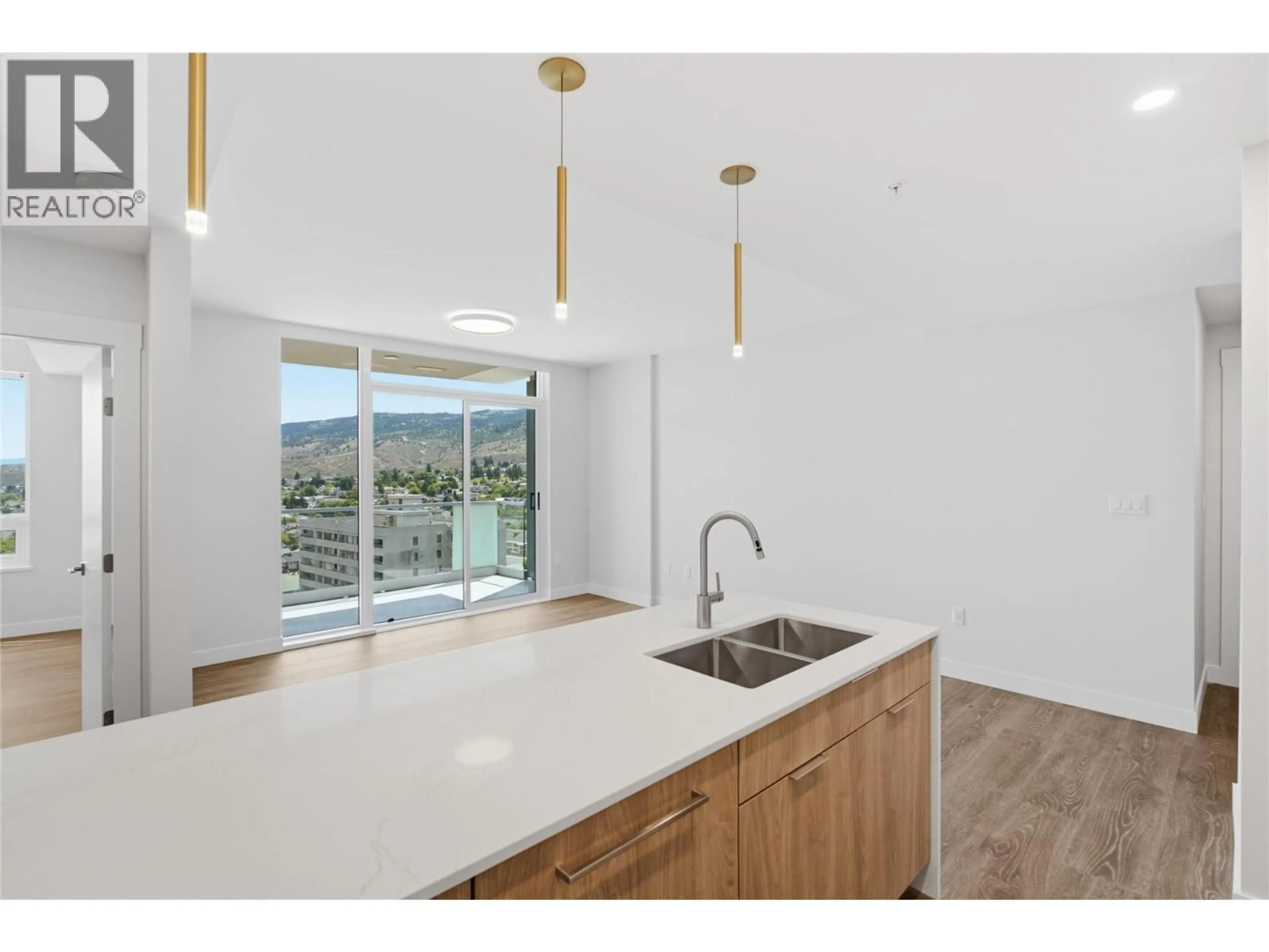 Open concept kitchen, unknown for 1303 - 460 NICOLA STREET, Kamloops British Columbia V2C0N2