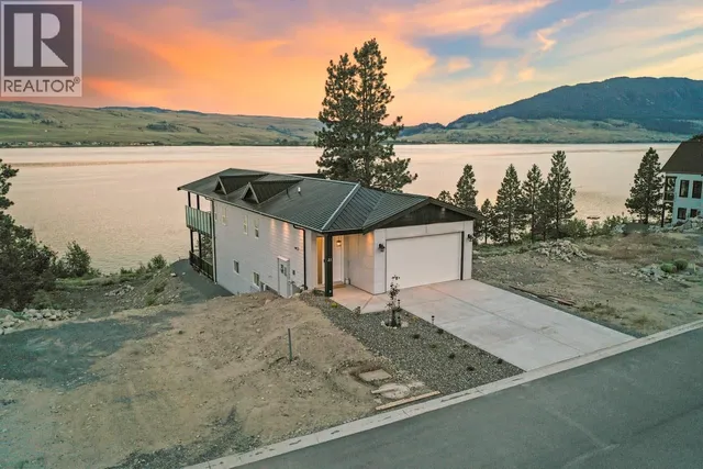 21 - 6528 WATERSIDE TRAIL, Merritt 3