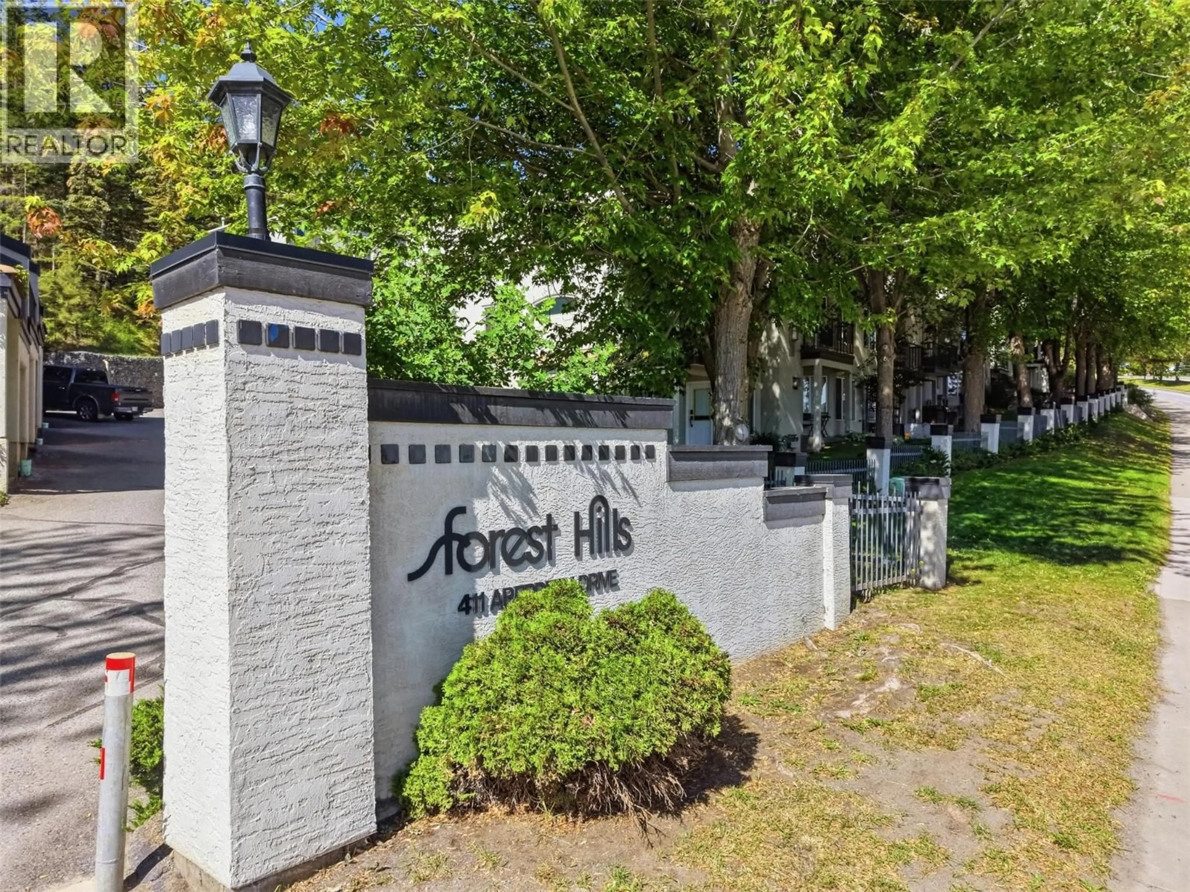Indoor foyer for 25 - 411 ABERDEEN DRIVE DRIVE, Kamloops British Columbia V1S1X2