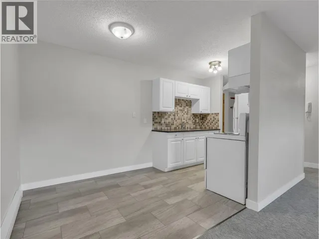 105 - 110 SKAHA PLACE, Penticton 2