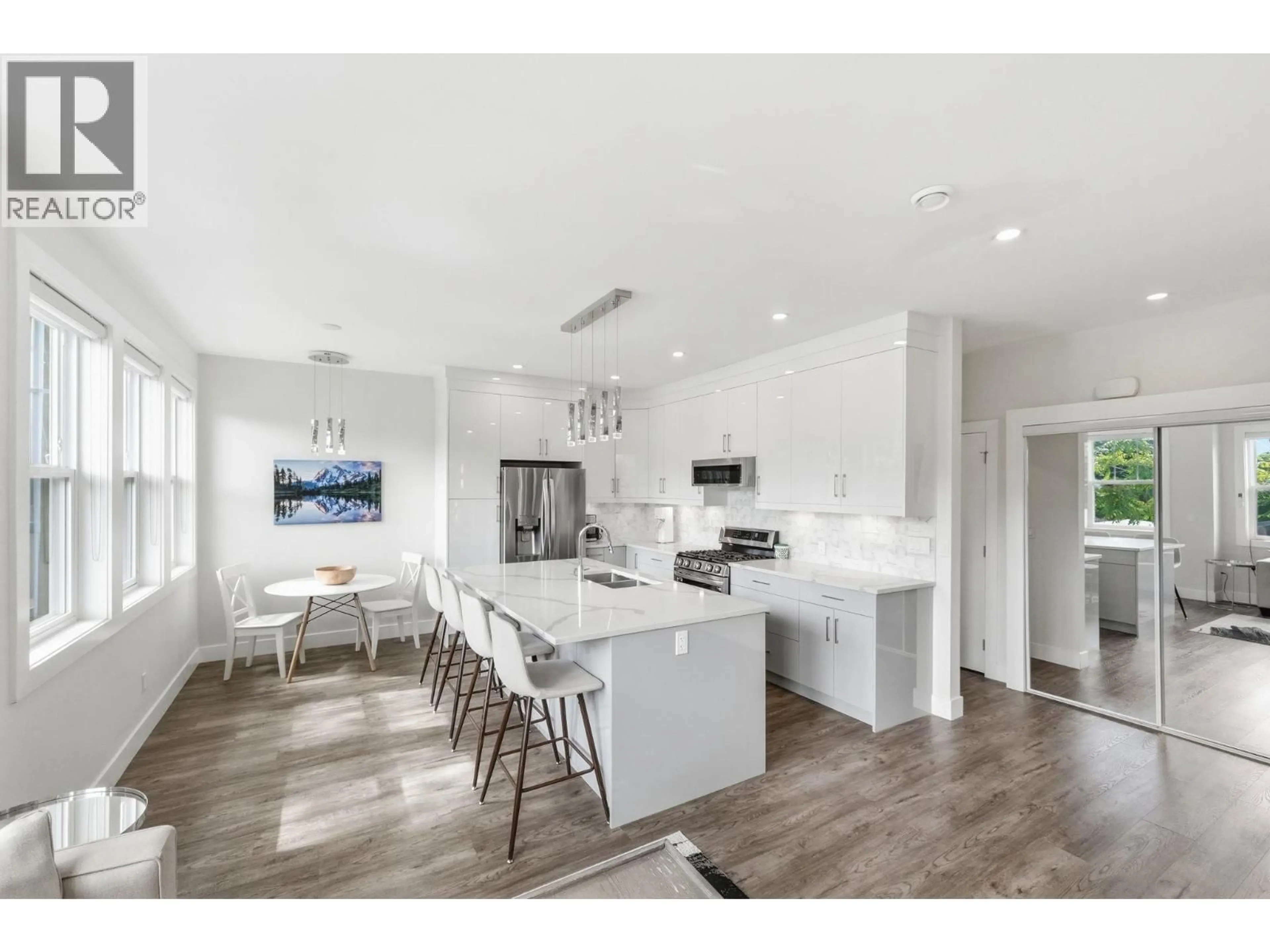Open concept kitchen, unknown for 1030 TIMMINS STREET, Penticton British Columbia V2A5V2