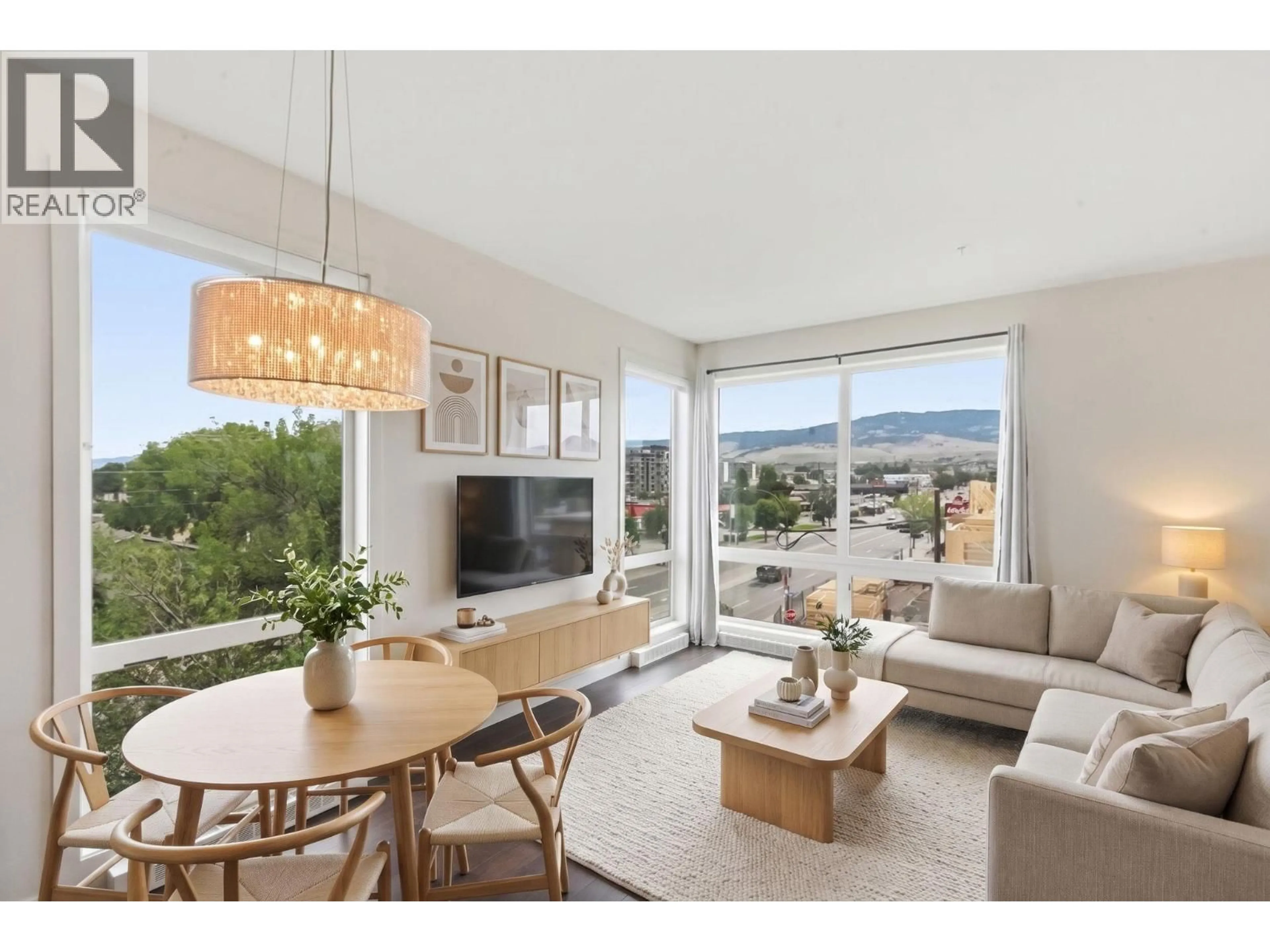 Living room with furniture, unknown for 306 - 130 BARBER ROAD, Kelowna British Columbia V1X3V4