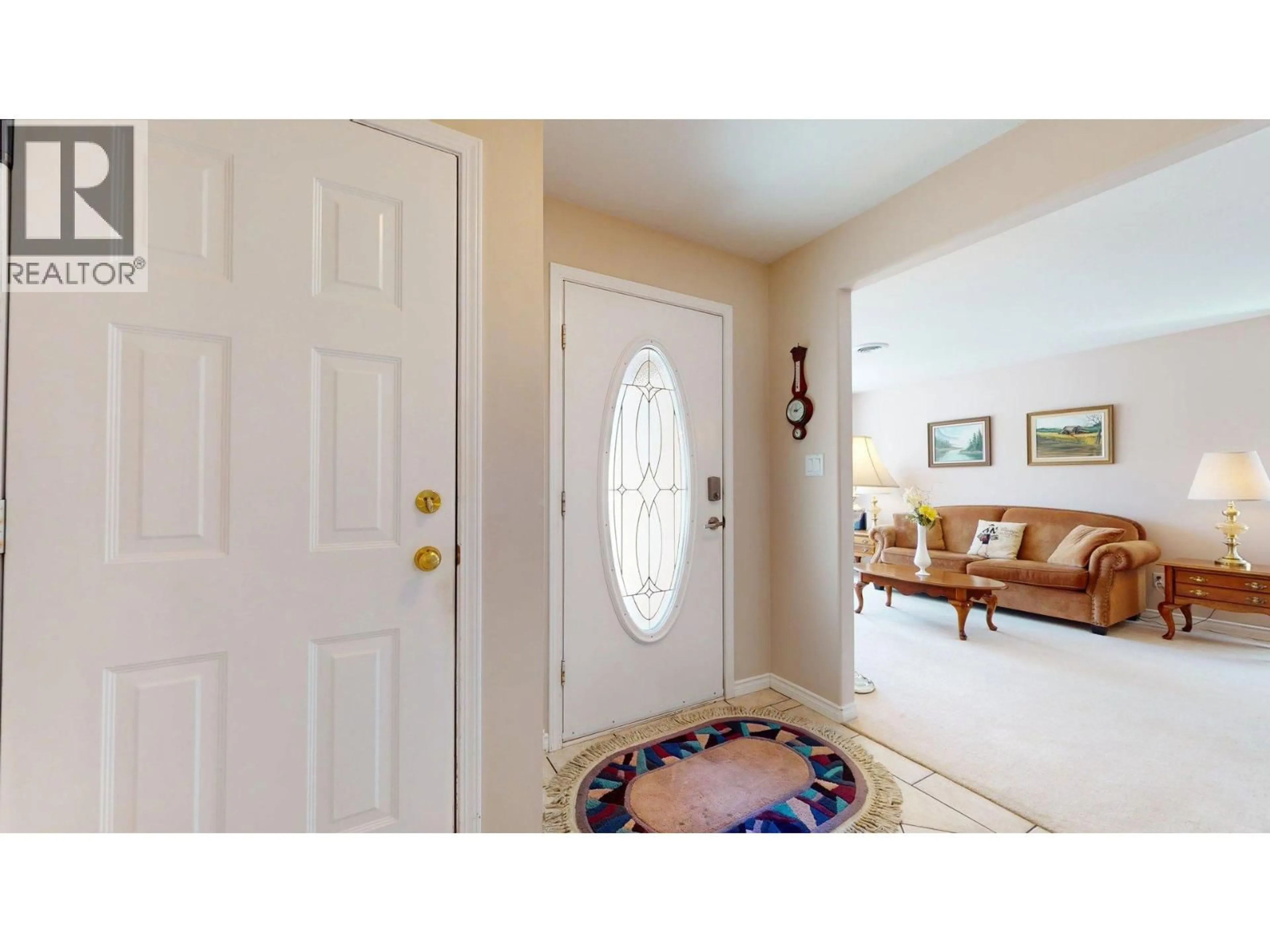 Indoor entryway for 162 - 3360 OLD OKANAGAN HIGHWAY, West Kelowna British Columbia V4T1X9