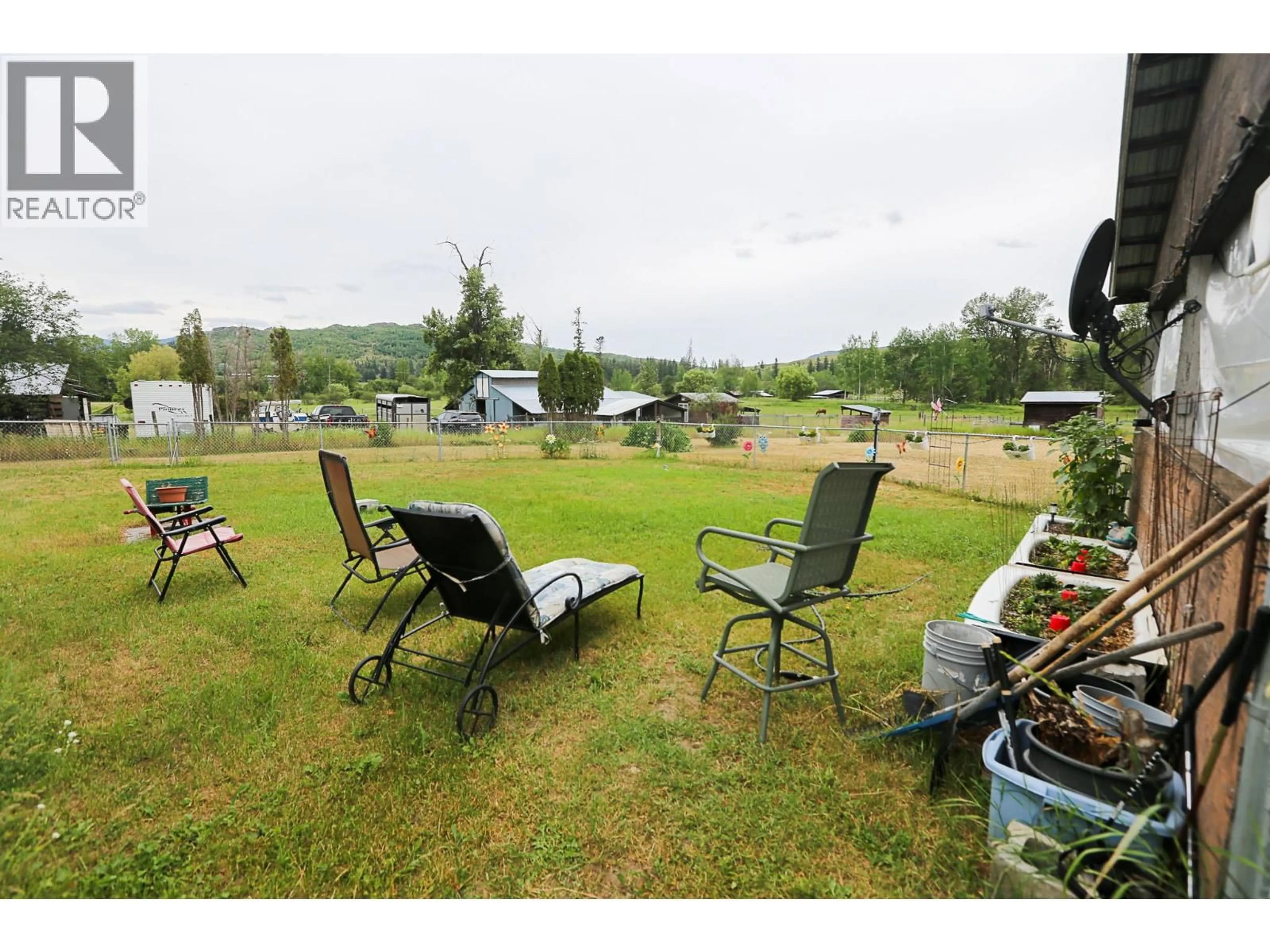 Patio, water/lake/river/ocean view for 4079 DIXON MOUNTAIN ROAD, Barriere British Columbia V0E1E0