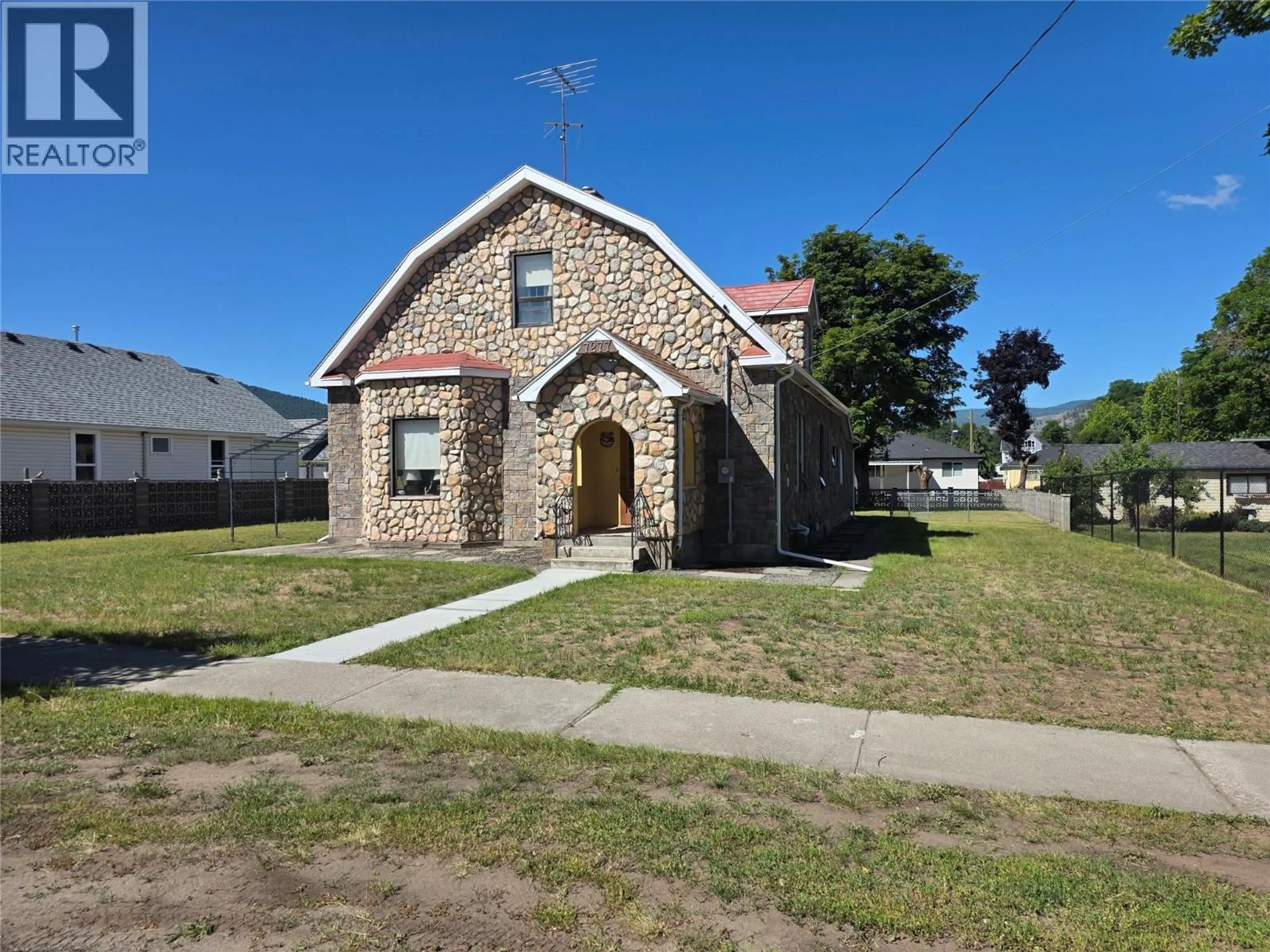 Home with brick exterior material, street for 7277 8TH STREET, Grand Forks British Columbia V0H1H0