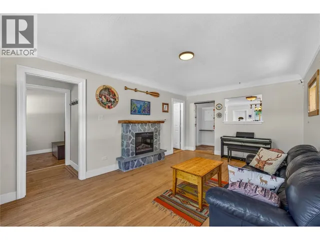 543 BURNS STREET, Penticton 2