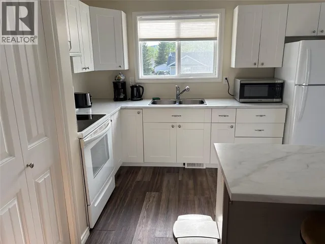 4009 51A PLACE NORTHEAST, Chetwynd 3