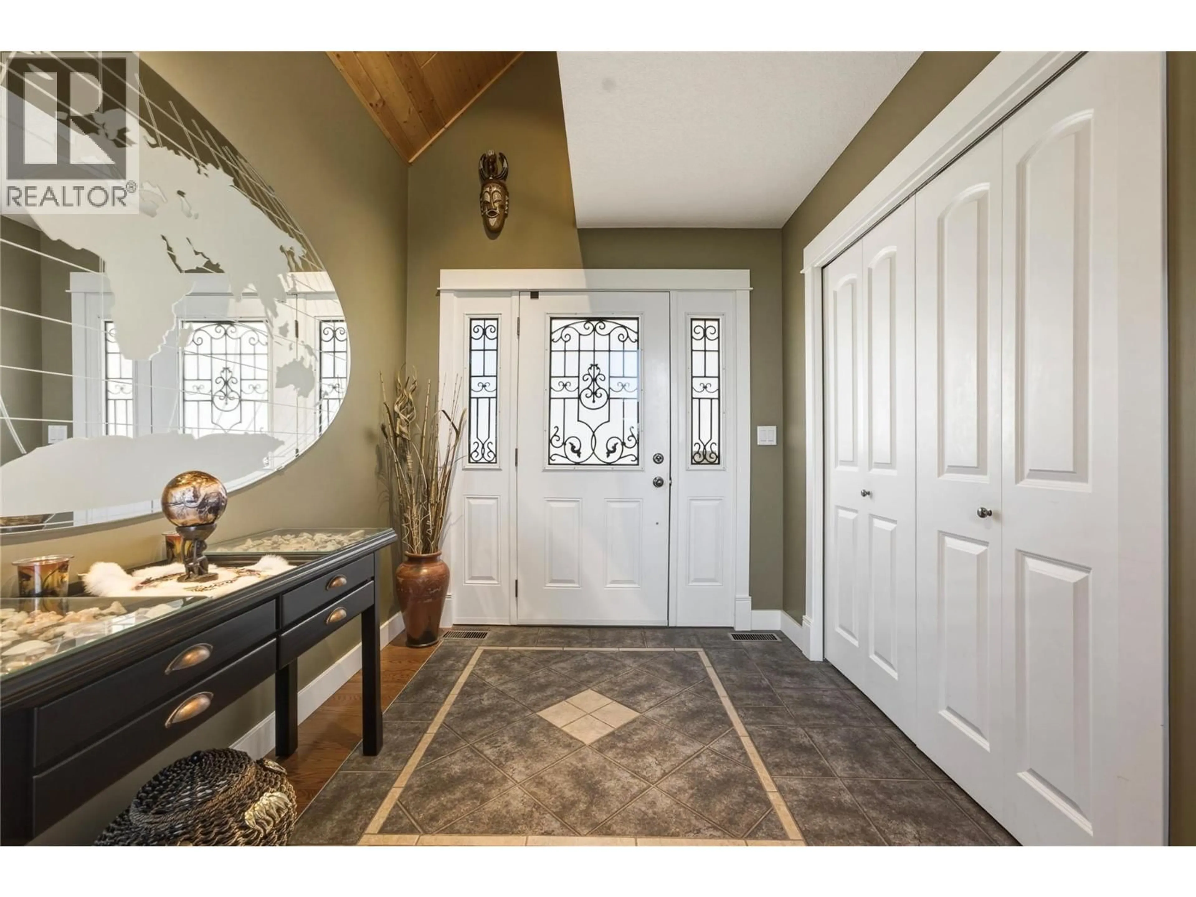 Indoor entryway for 5980 RANCH ROAD, Vernon British Columbia V1B3J9