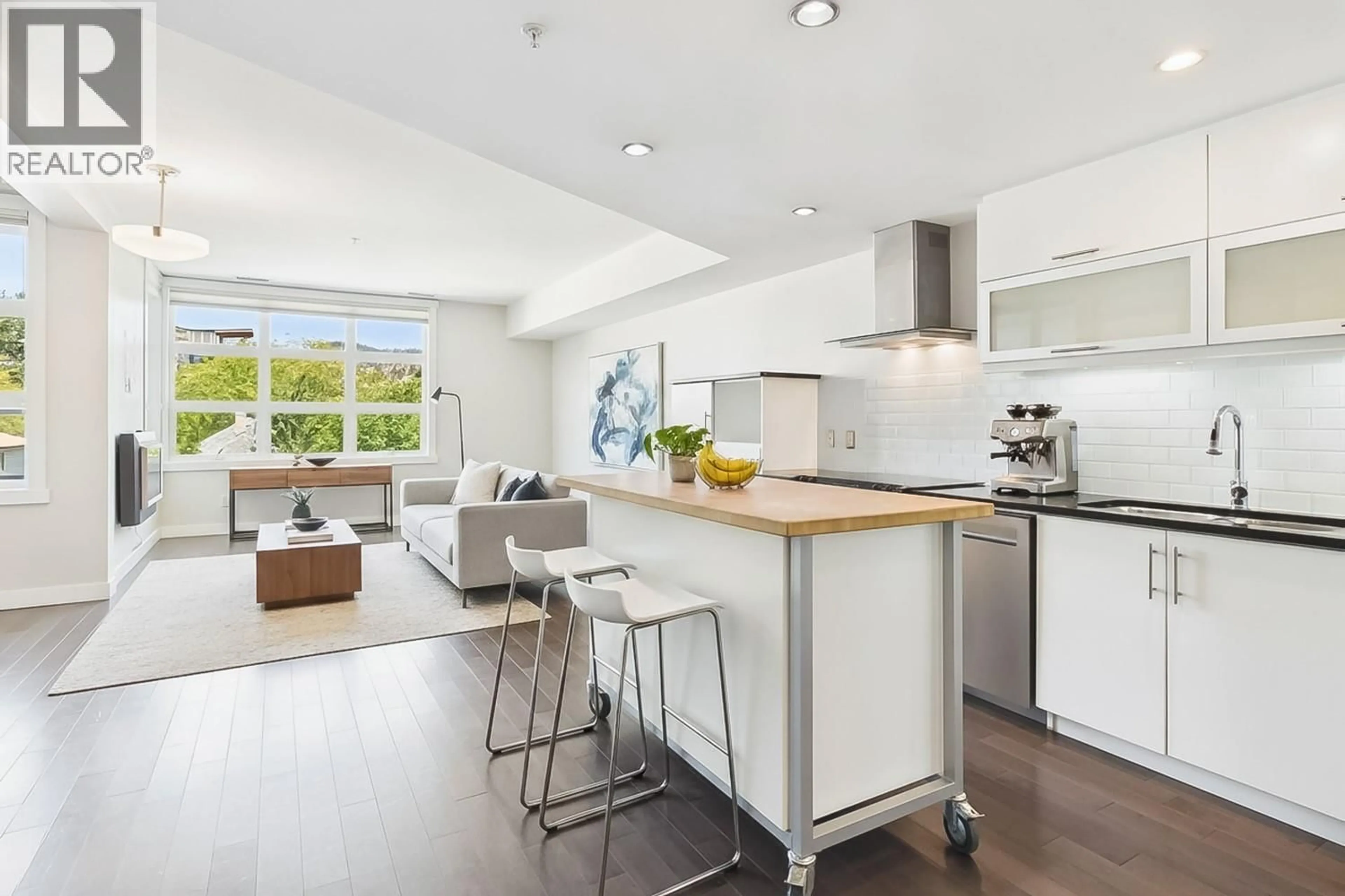 Open concept kitchen, unknown for 209 - 700 MARTIN AVENUE, Kelowna British Columbia V1Y6V4