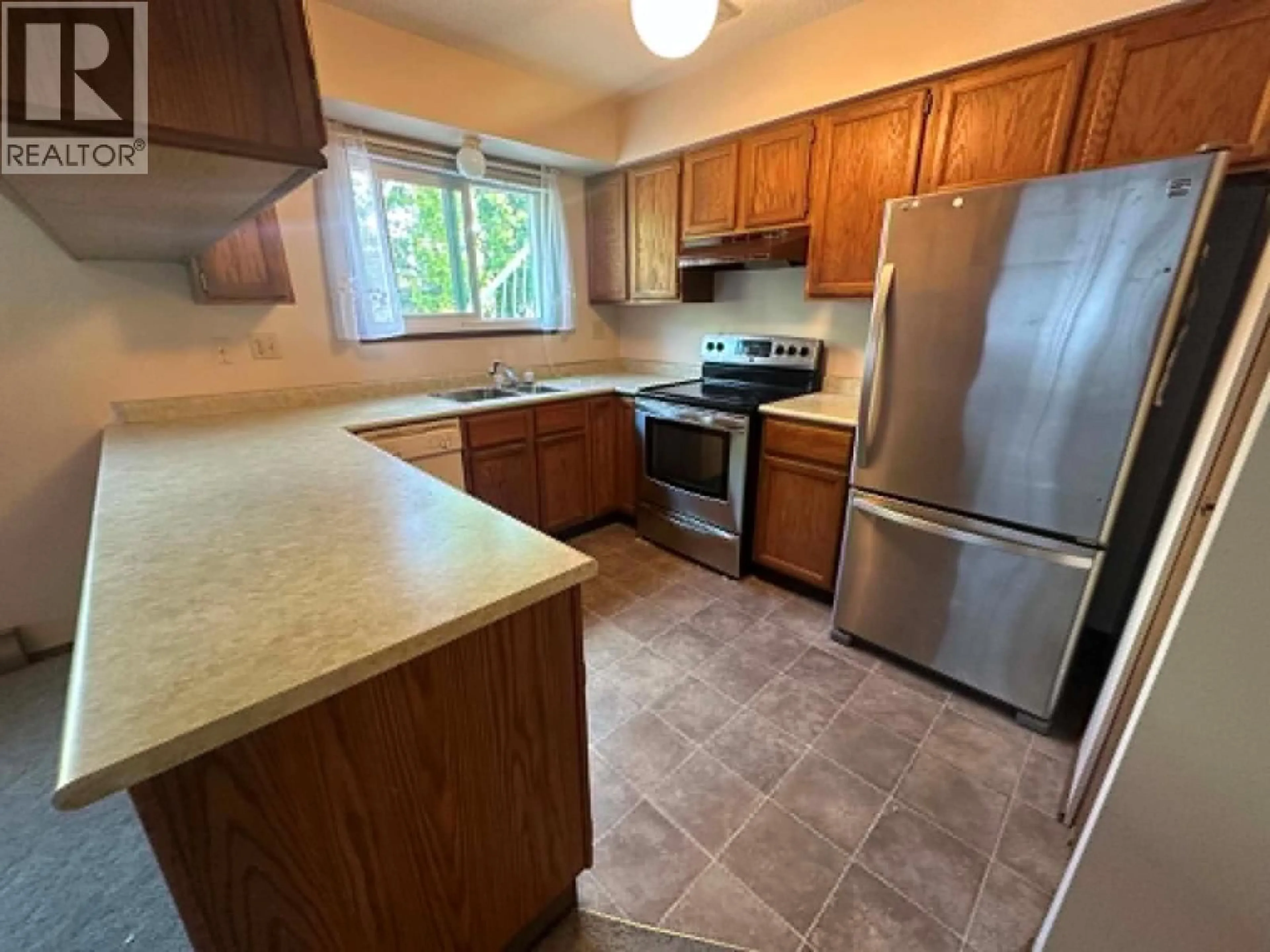 Standard kitchen, unknown for 105 - 620 SECOND STREET, Nelson British Columbia V1L2L8
