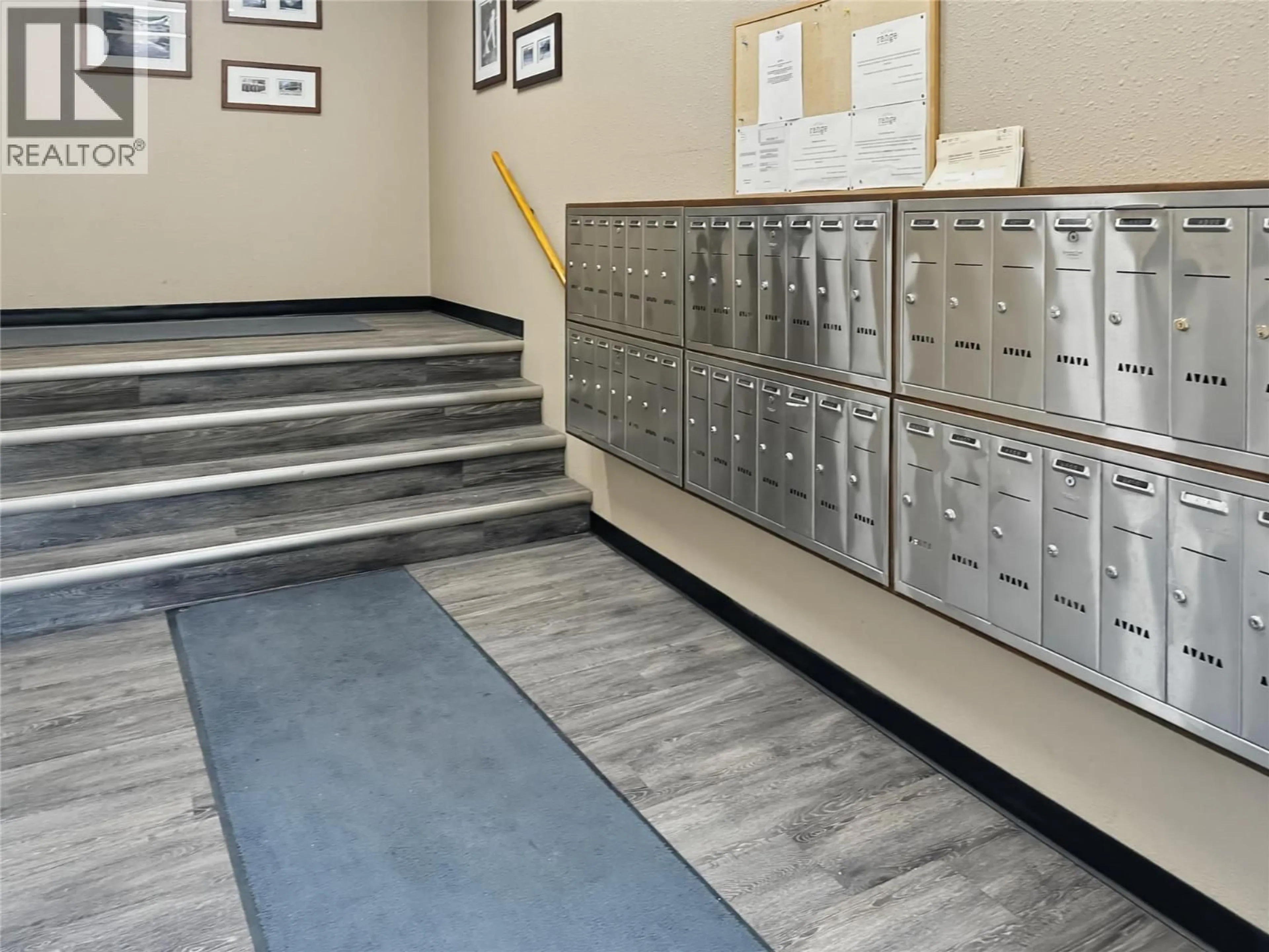 Indoor foyer for 211A - 1299 PONDEROSA DRIVE, Sparwood British Columbia V0B2G2