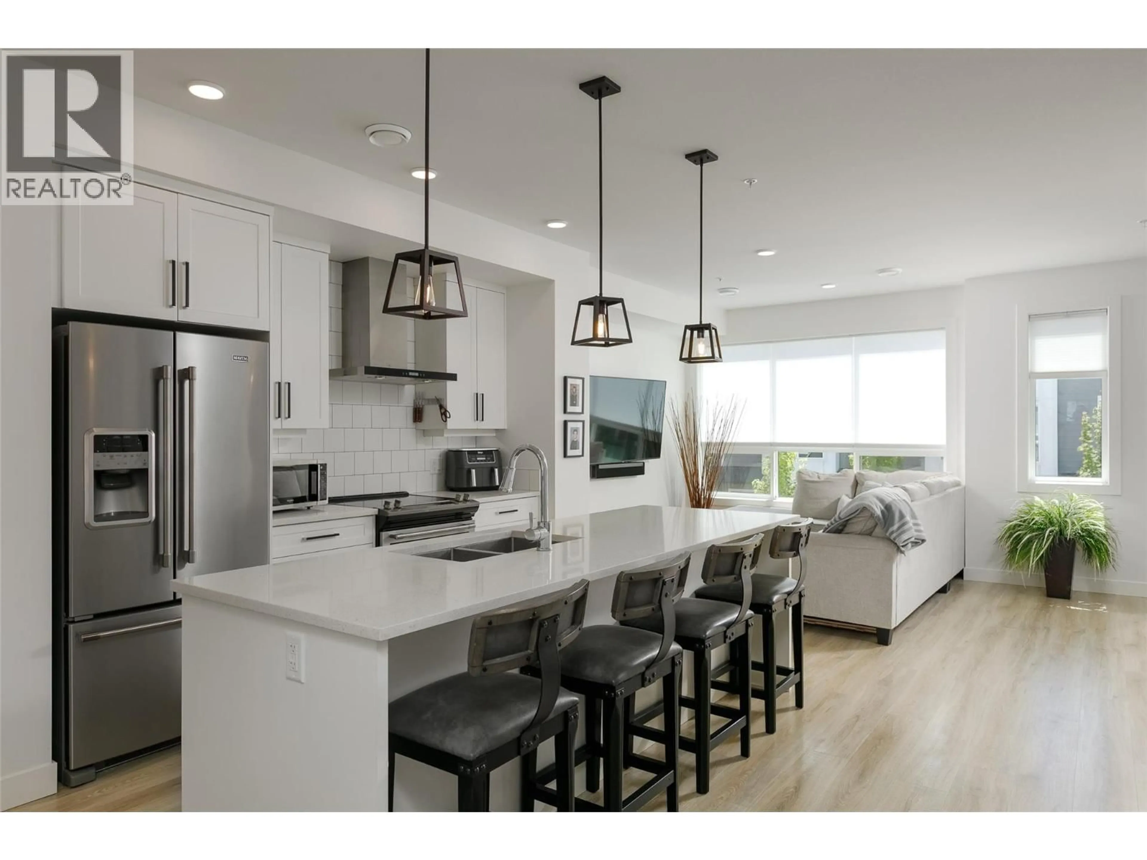 Open concept kitchen, unknown for 28 - 12075 OCEOLA ROAD, Lake Country British Columbia V4V1H1