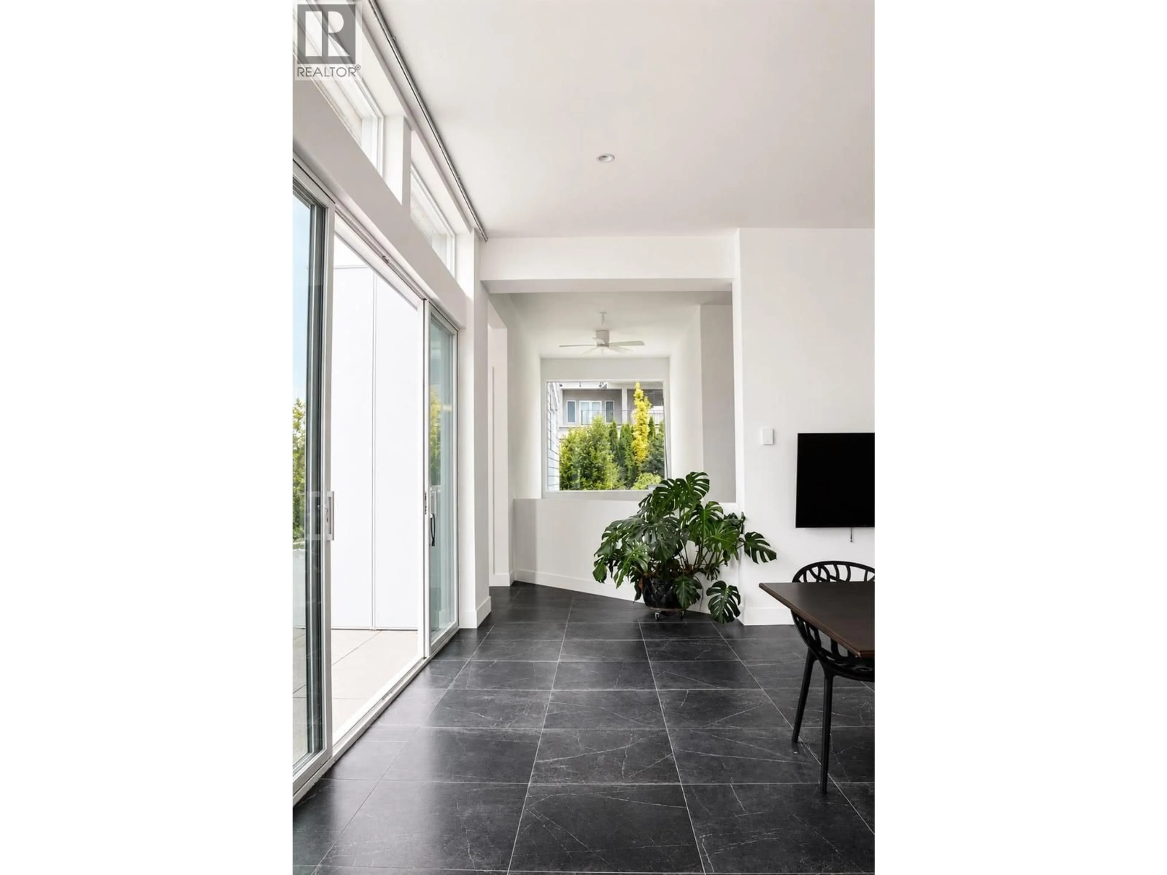 Indoor entryway for 319 CARMEL CRESCENT, Okanagan Falls British Columbia V2A1R5