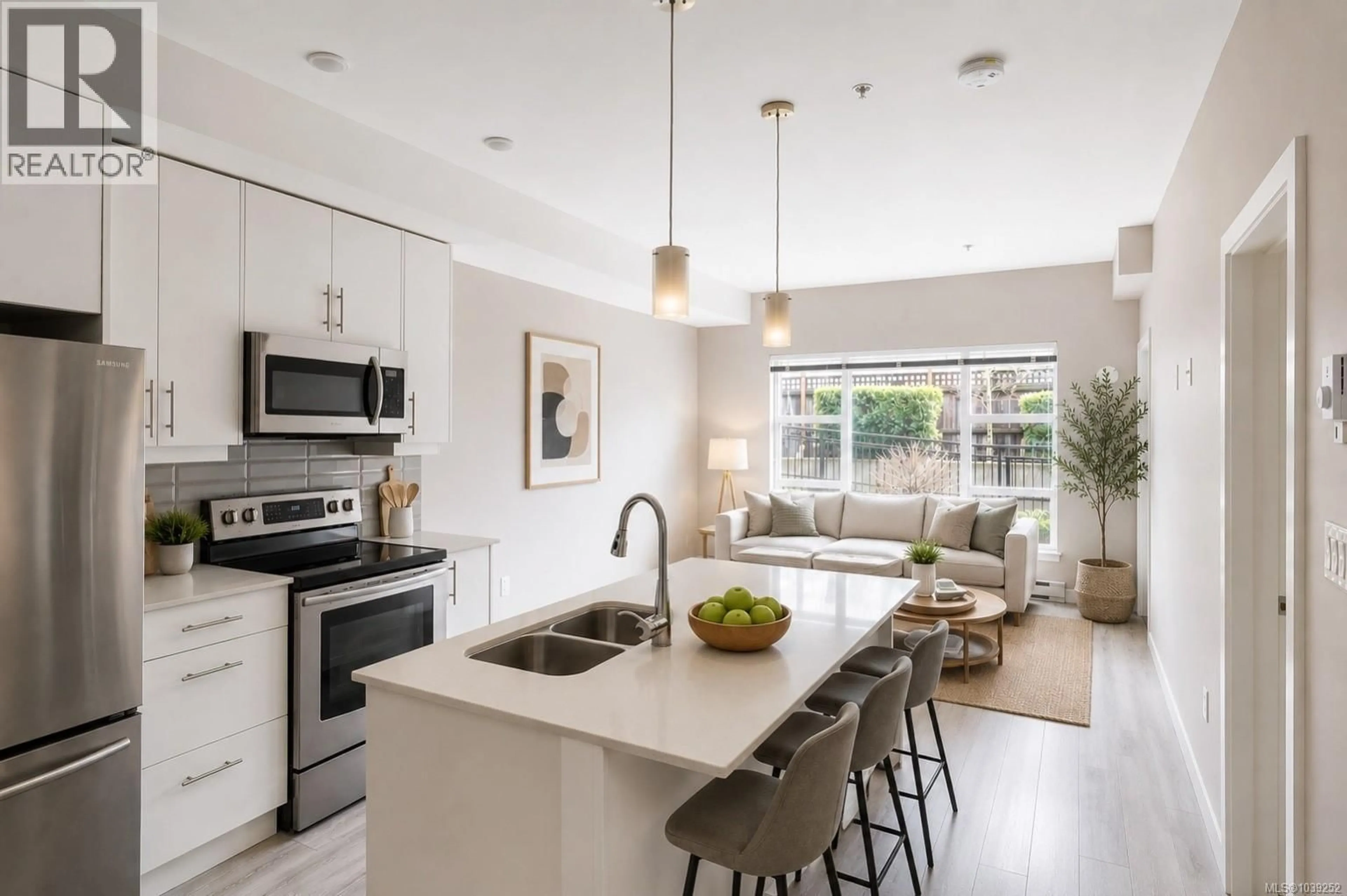 Open concept kitchen, ceramic/tile floor for 106 - 1020 INVERNESS ROAD, Saanich British Columbia V8X0B1