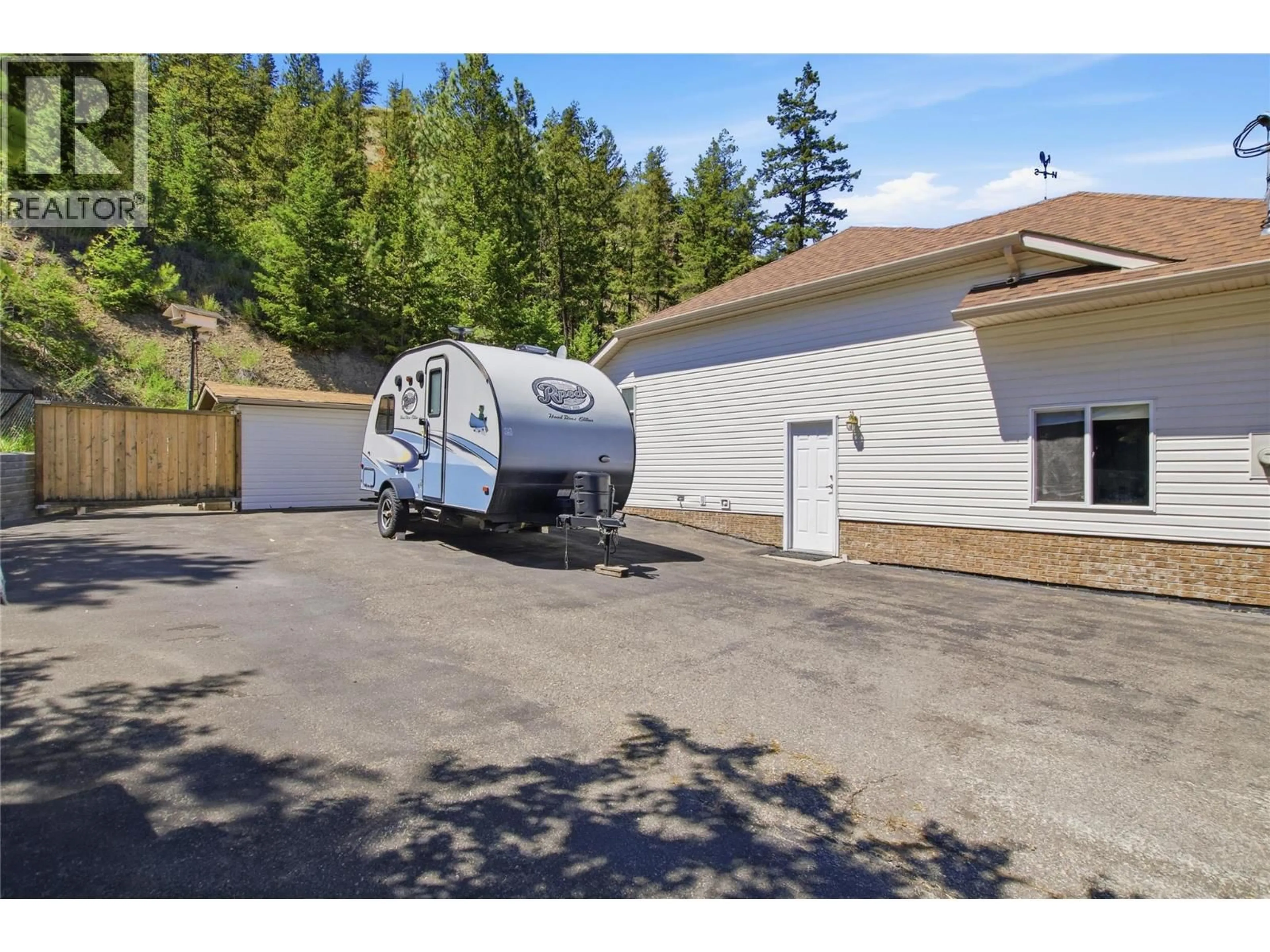 Indoor garage for 4826 UPLANDS DRIVE, Kamloops British Columbia V2C6S9