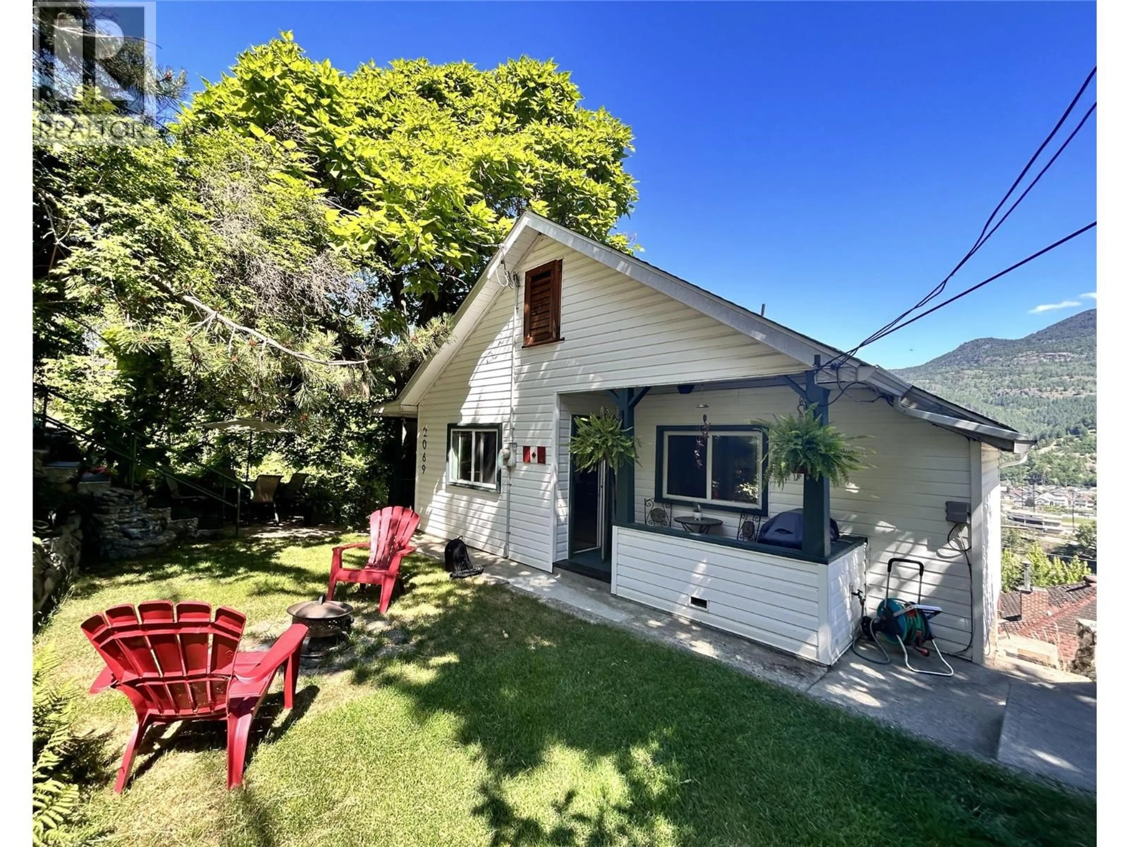 Unknown for 2069 DANIEL STREET, Trail British Columbia V1R4H1