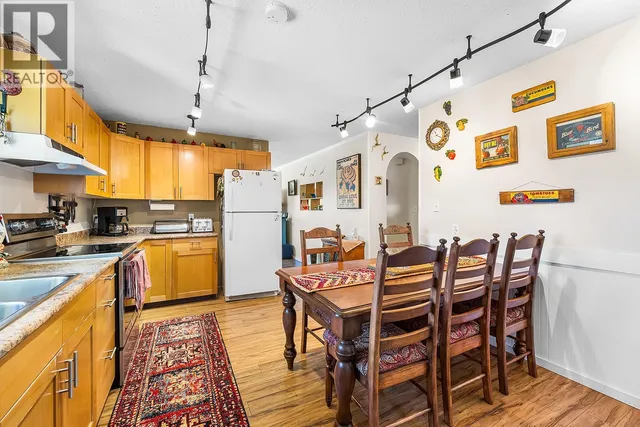 2110 CONNEL ROAD, Creston 2