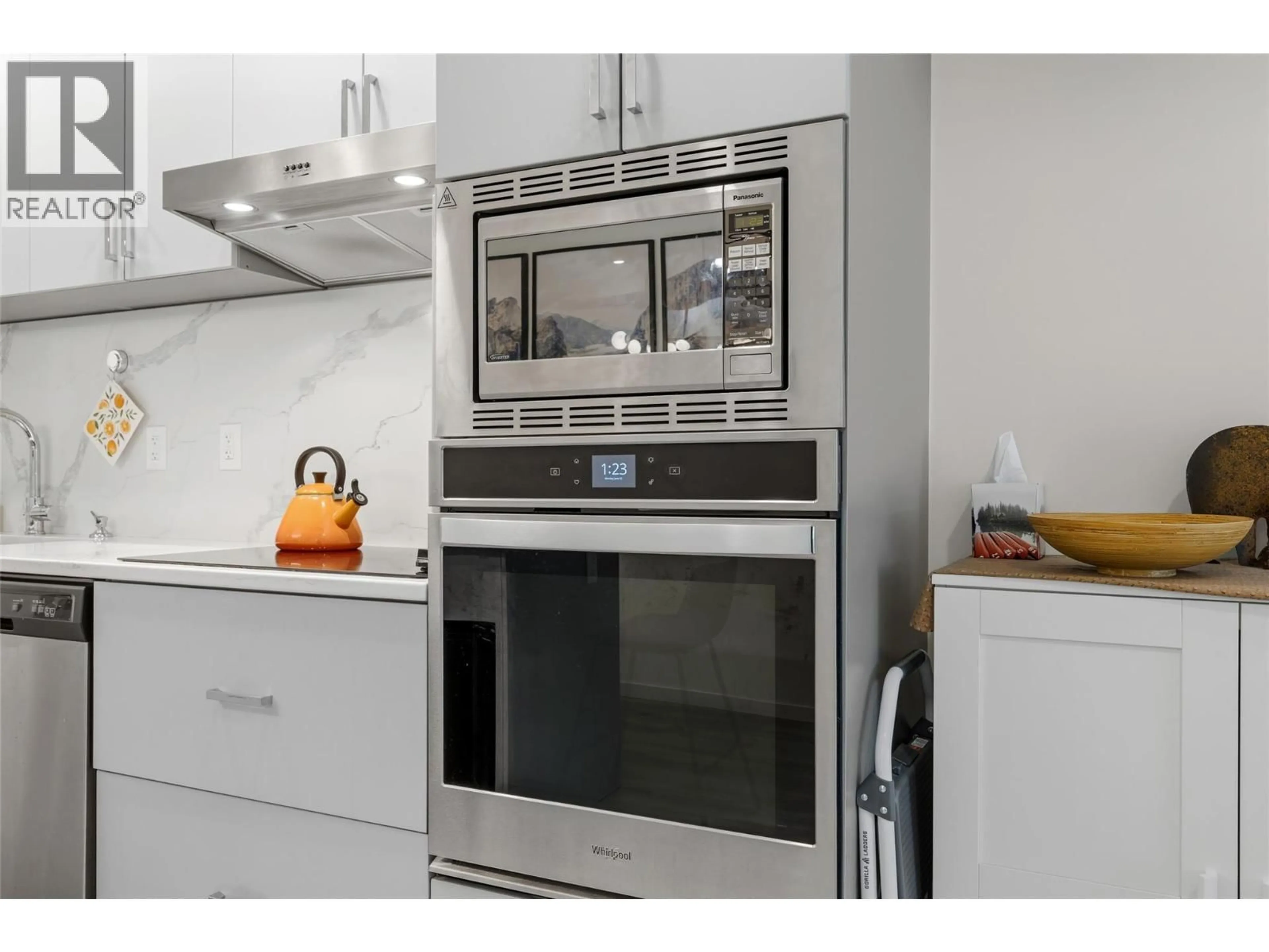 Unknown for 203 - 880 SAUCIER AVENUE, Kelowna British Columbia V1Y0H4