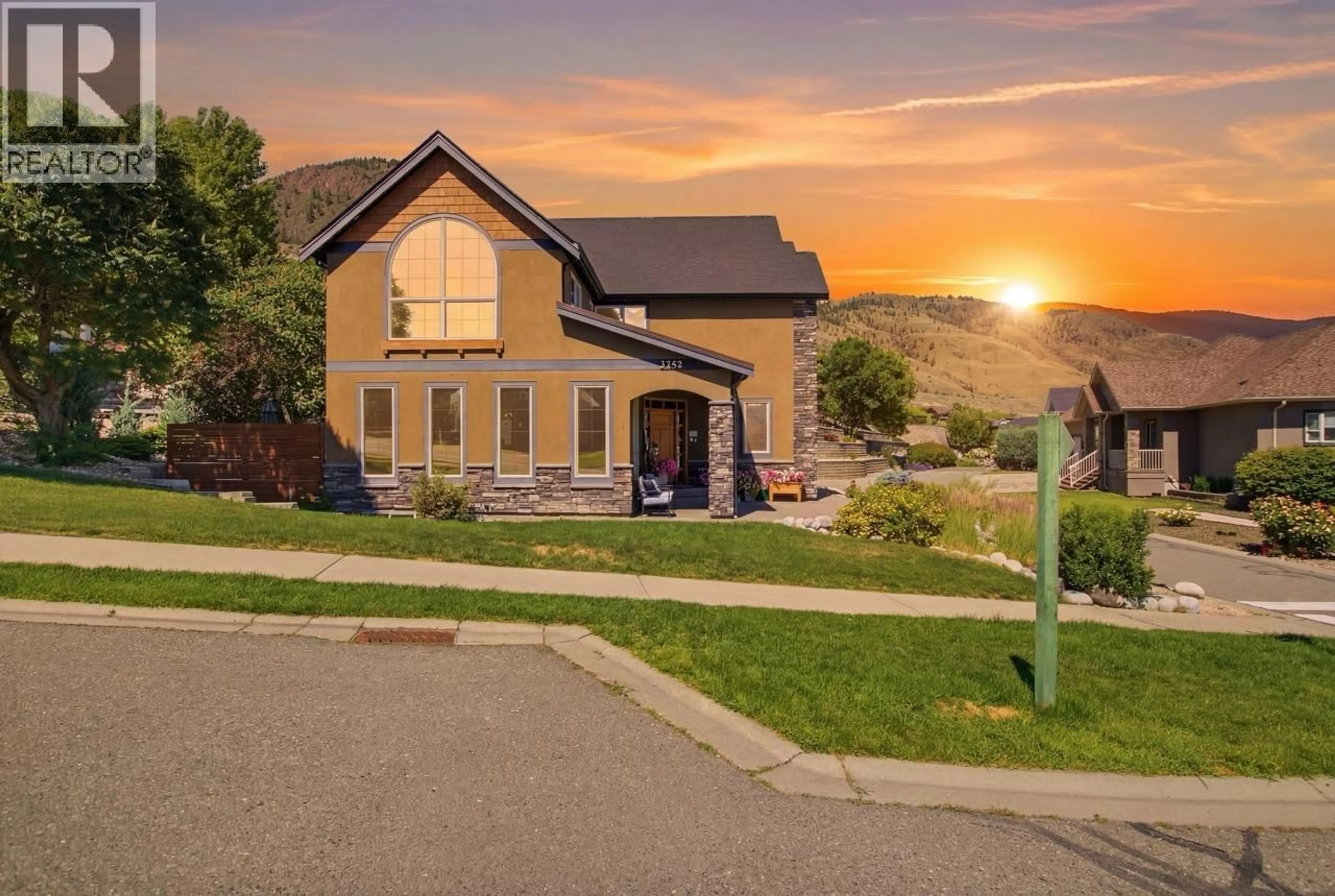 Unknown for 1143 CANYON RIDGE DRIVE, Kamloops British Columbia V2H0A1