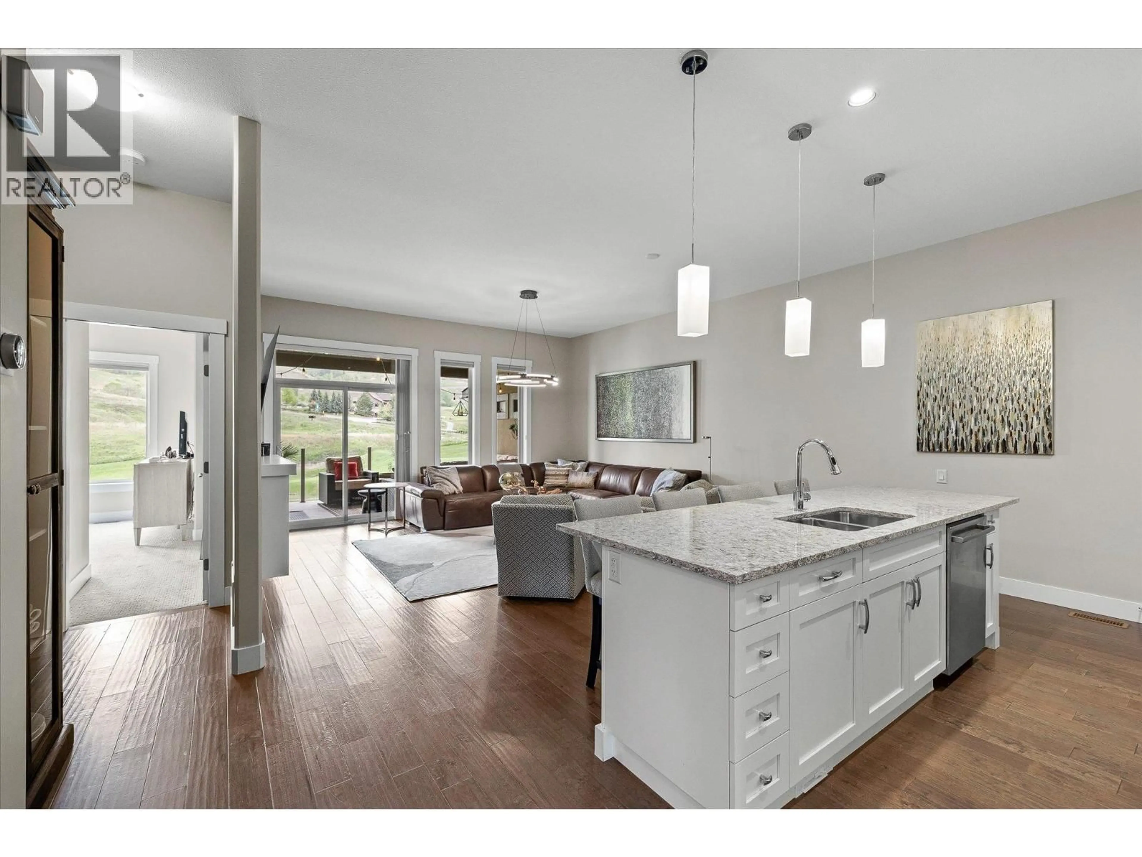 Open concept kitchen, ceramic/tile floor for 35 - 1836 TOWER RANCH BOULEVARD, Kelowna British Columbia V1P1S8