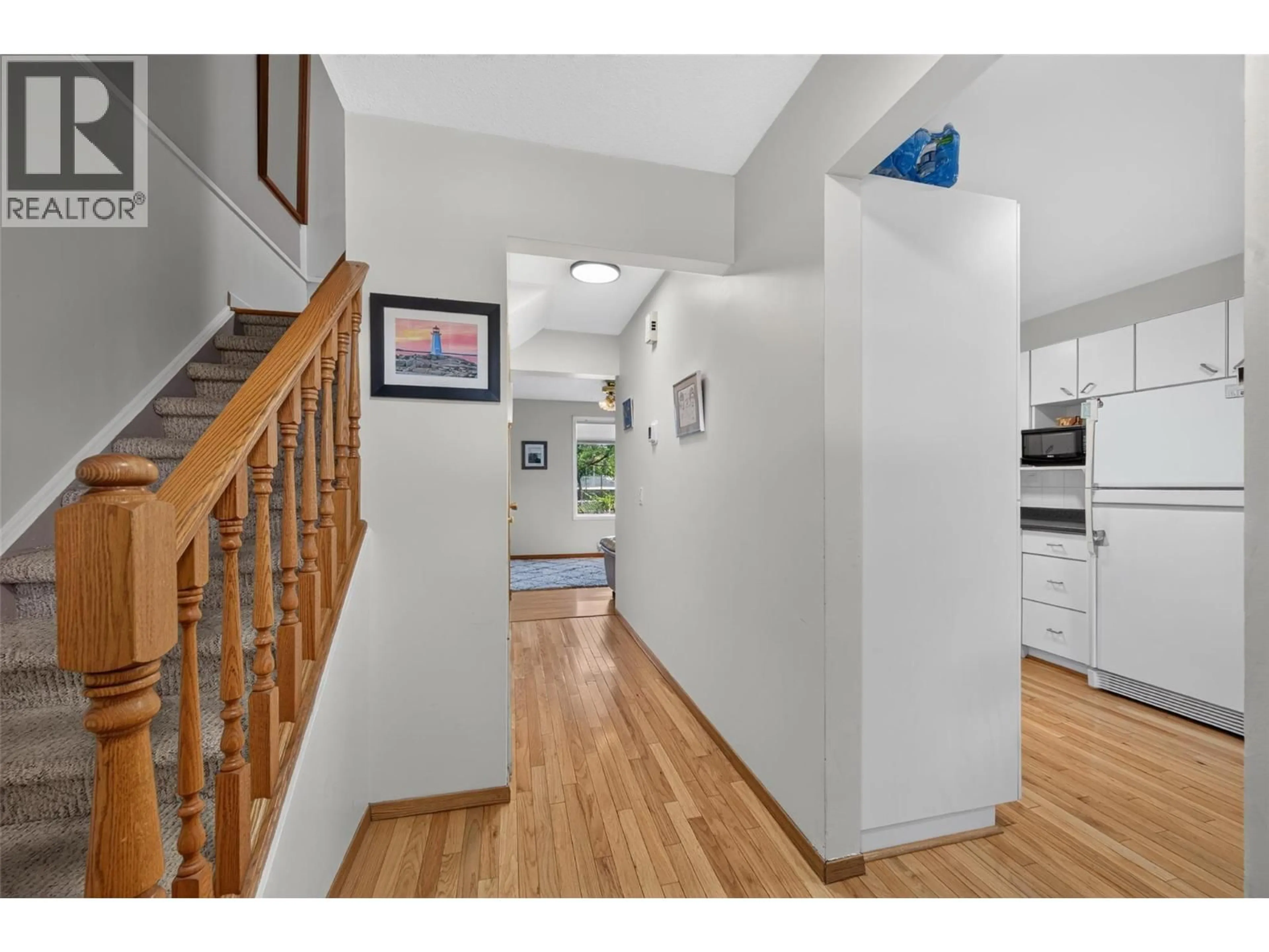 Indoor entryway for 67 - 2576 SANDPIPER DRIVE, Kamloops British Columbia V2B6X1