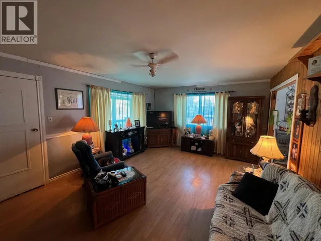 508 HARLOW MOORE DRIVE, Merritt 4