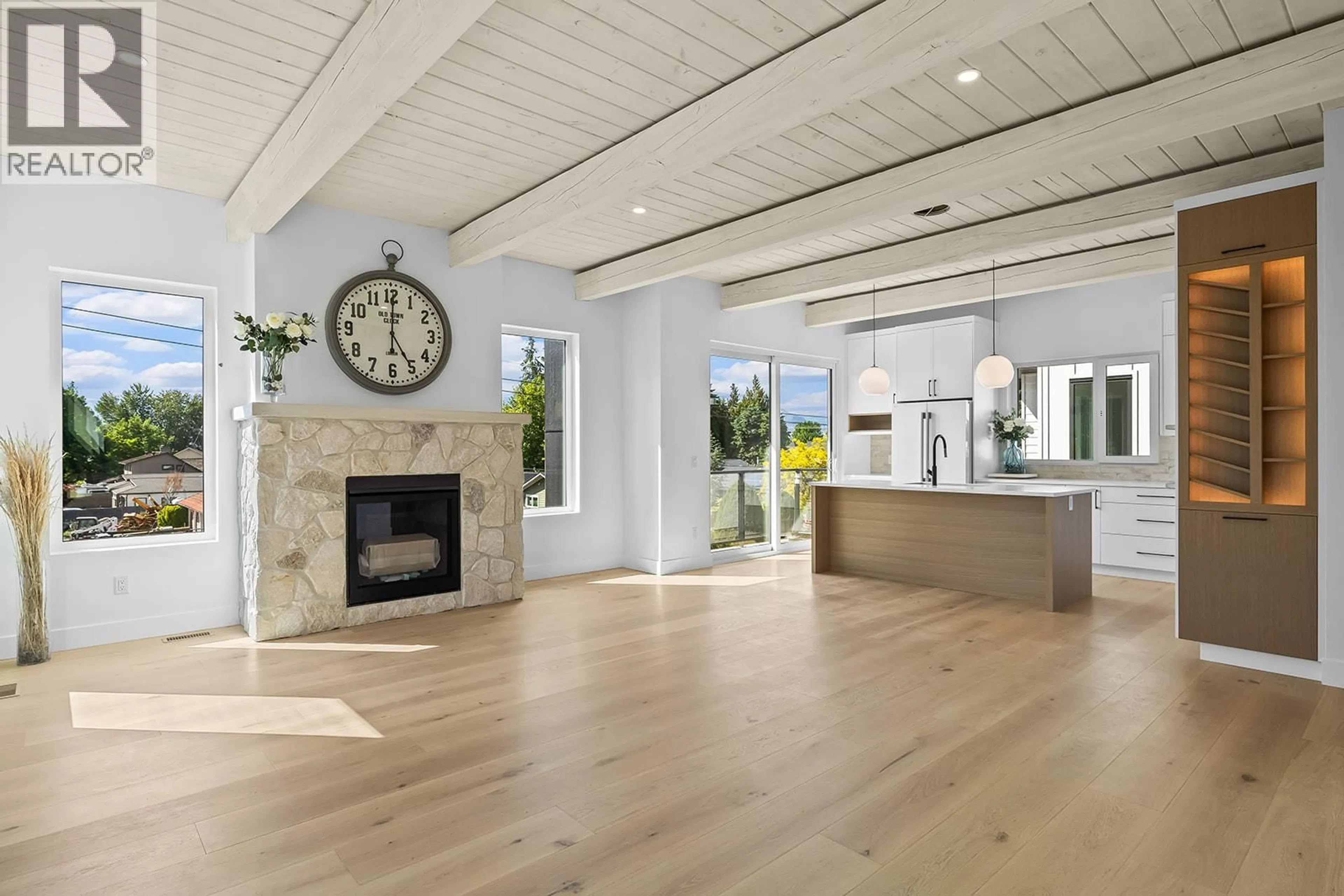 Unknown for 4499 WALKER ROAD, Kelowna British Columbia V1W1G8
