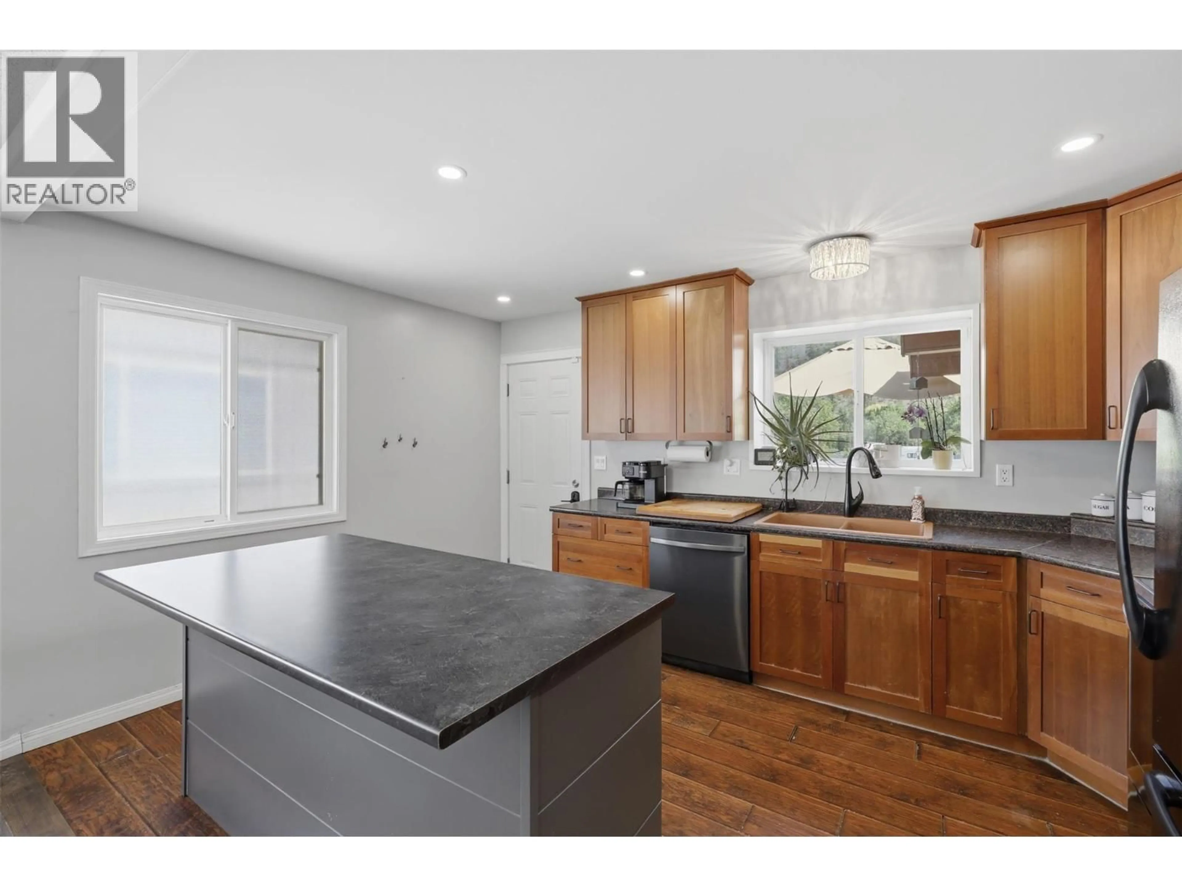 Open concept kitchen, unknown for 4568 CAMMERAY DRIVE, Kamloops British Columbia V2H1L4